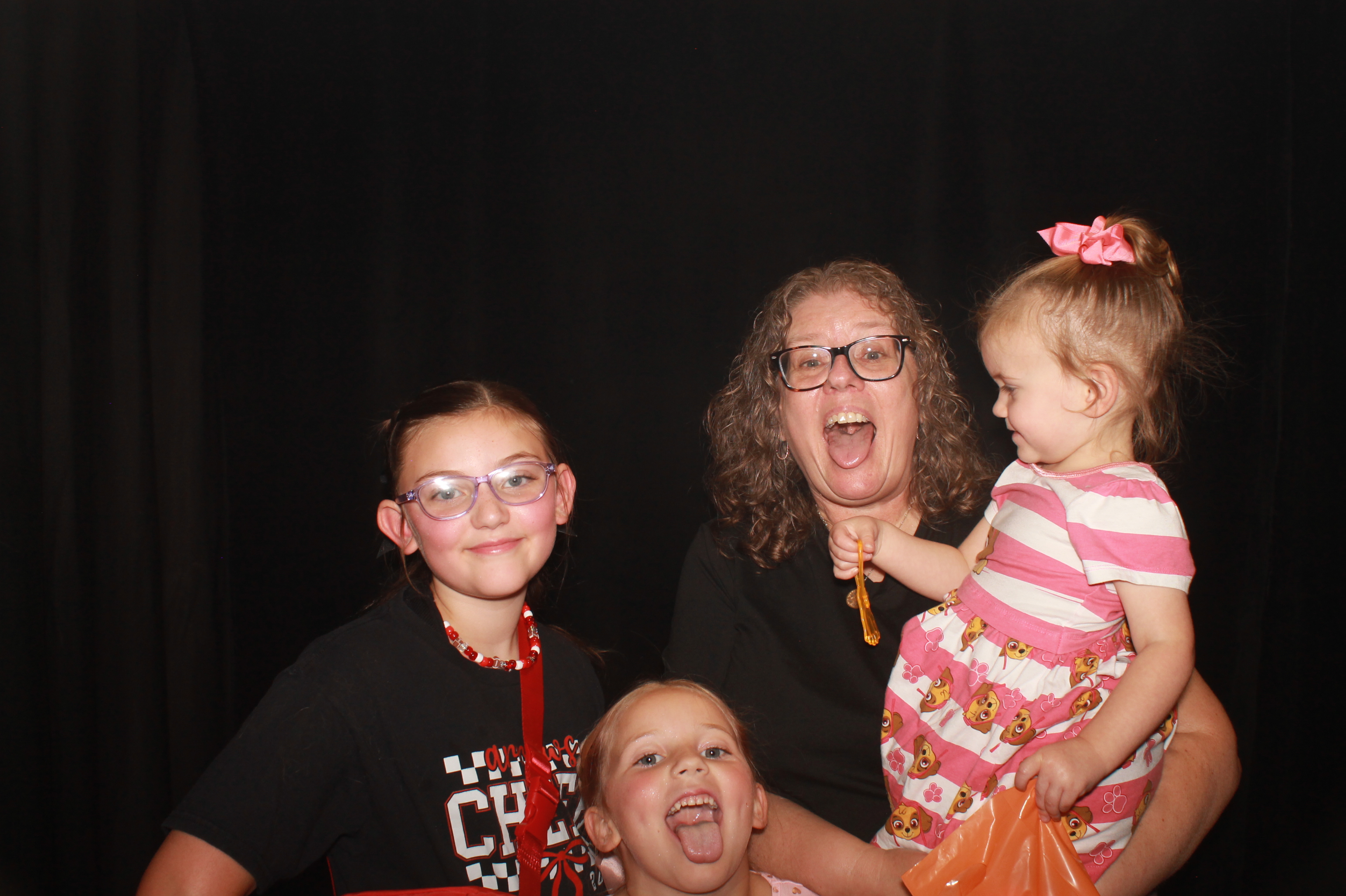 Friends & Family Reunion 2026 | View more photos from the event at gallery.photoboothcincy.com/u/PhotoBoothCincy/Friends-Family-Reunion-2026