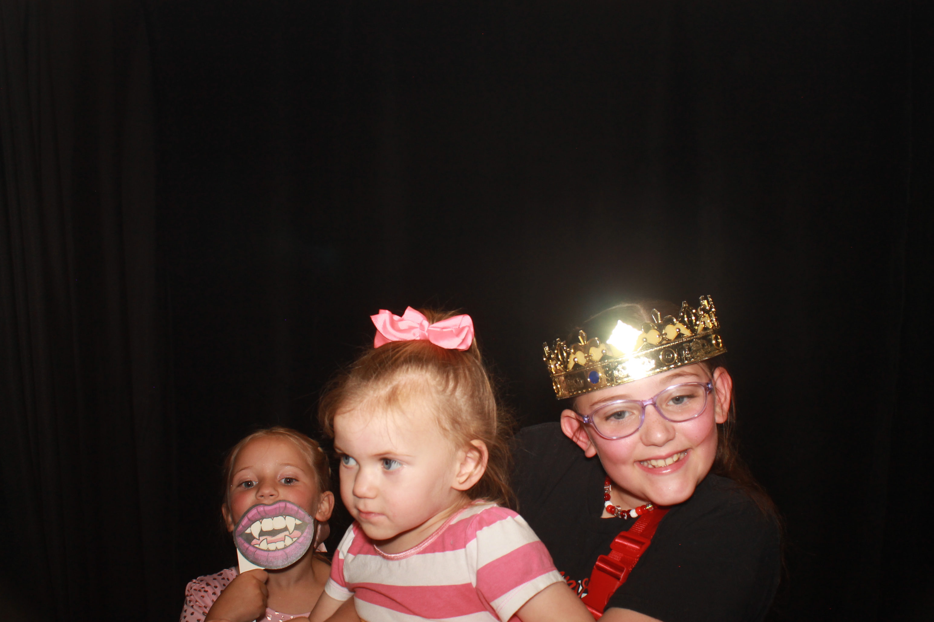 Friends & Family Reunion 2026 | View more photos from the event at gallery.photoboothcincy.com/u/PhotoBoothCincy/Friends-Family-Reunion-2026