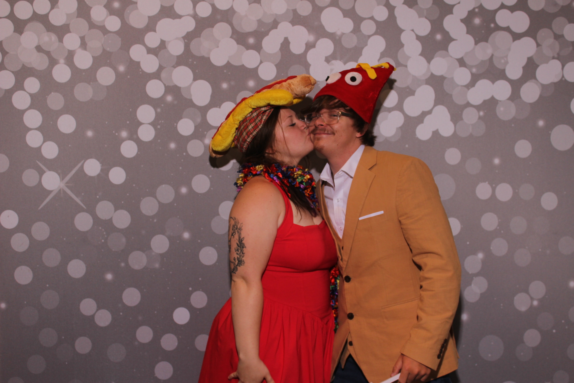 Fukuvi 30th Anniversary | View more photos from the event at gallery.photoboothcincy.com/u/PhotoBoothCincy/Fukuvi-30th-Anniversary