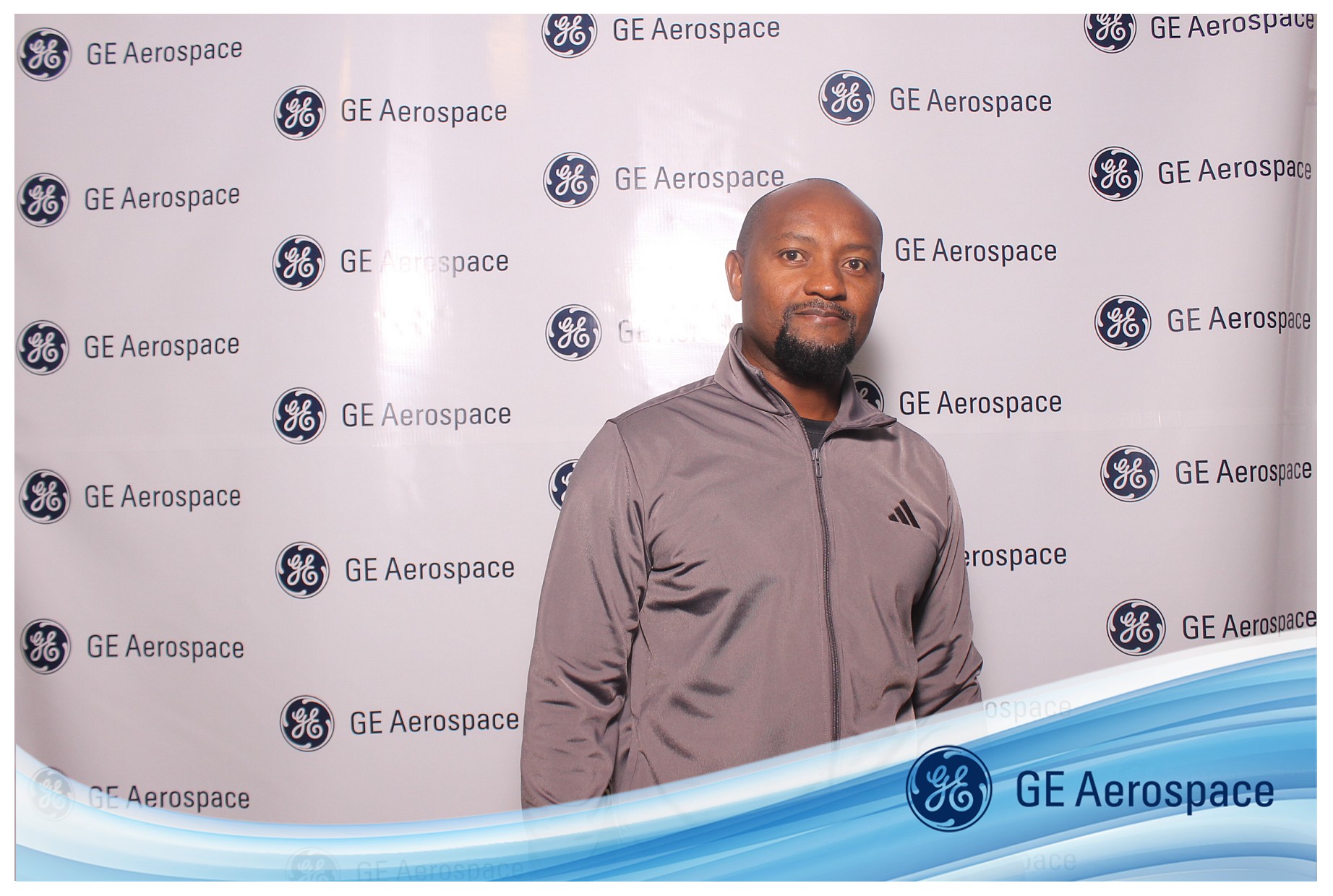 GE Aerospace Monay | View more photos from the event at gallery.photoboothcincy.com/u/PhotoBoothCincy/GE-Aerospace-Monay