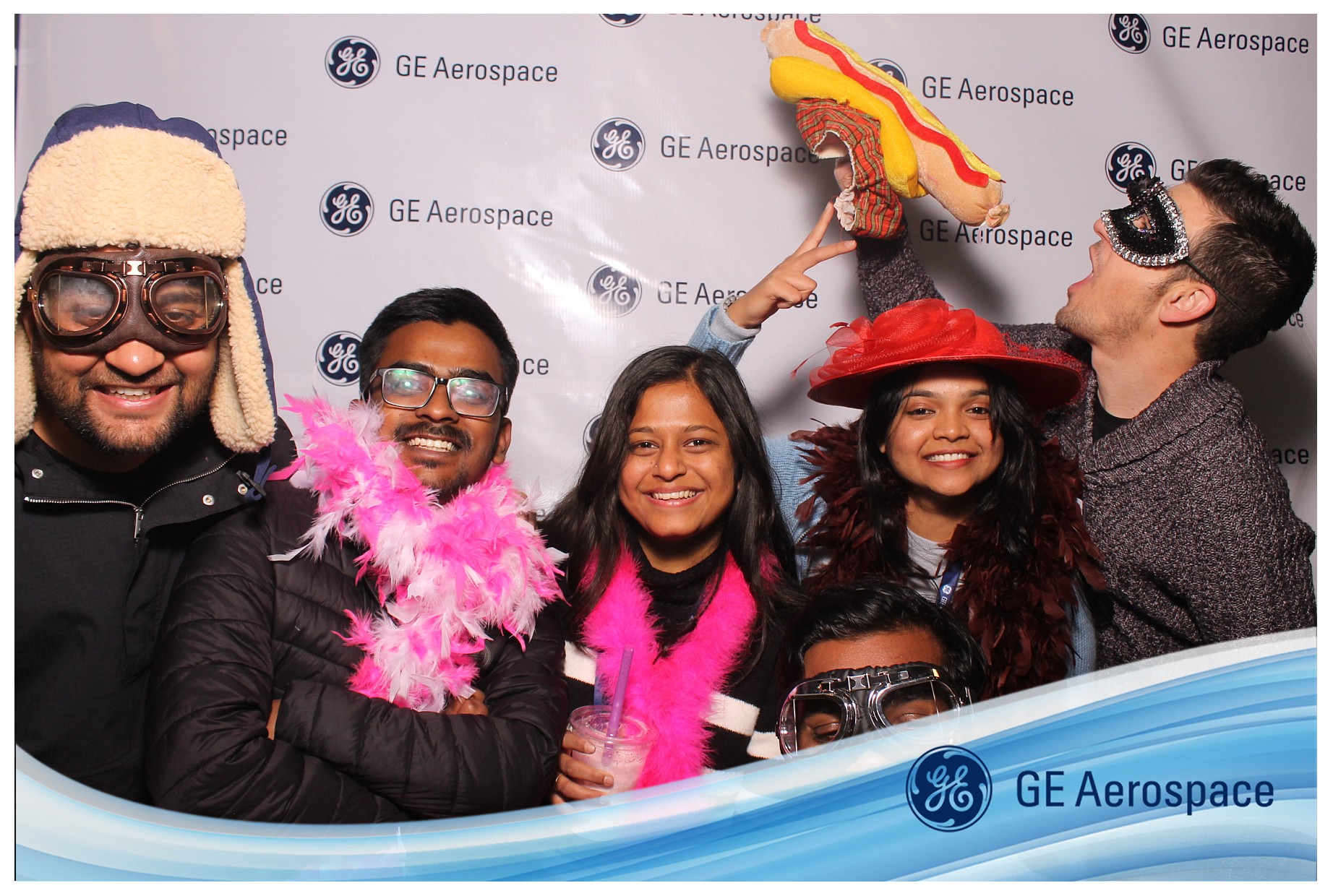 GE Aerospace Tuesday | View more photos from the event at gallery.photoboothcincy.com/u/PhotoBoothCincy/GE-Aerospace-Tuesday