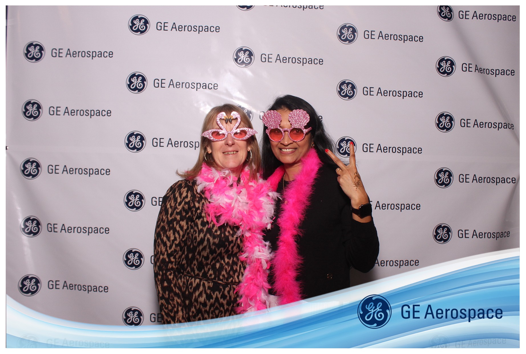 GE Aerospace Tuesday | View more photos from the event at gallery.photoboothcincy.com/u/PhotoBoothCincy/GE-Aerospace-Tuesday