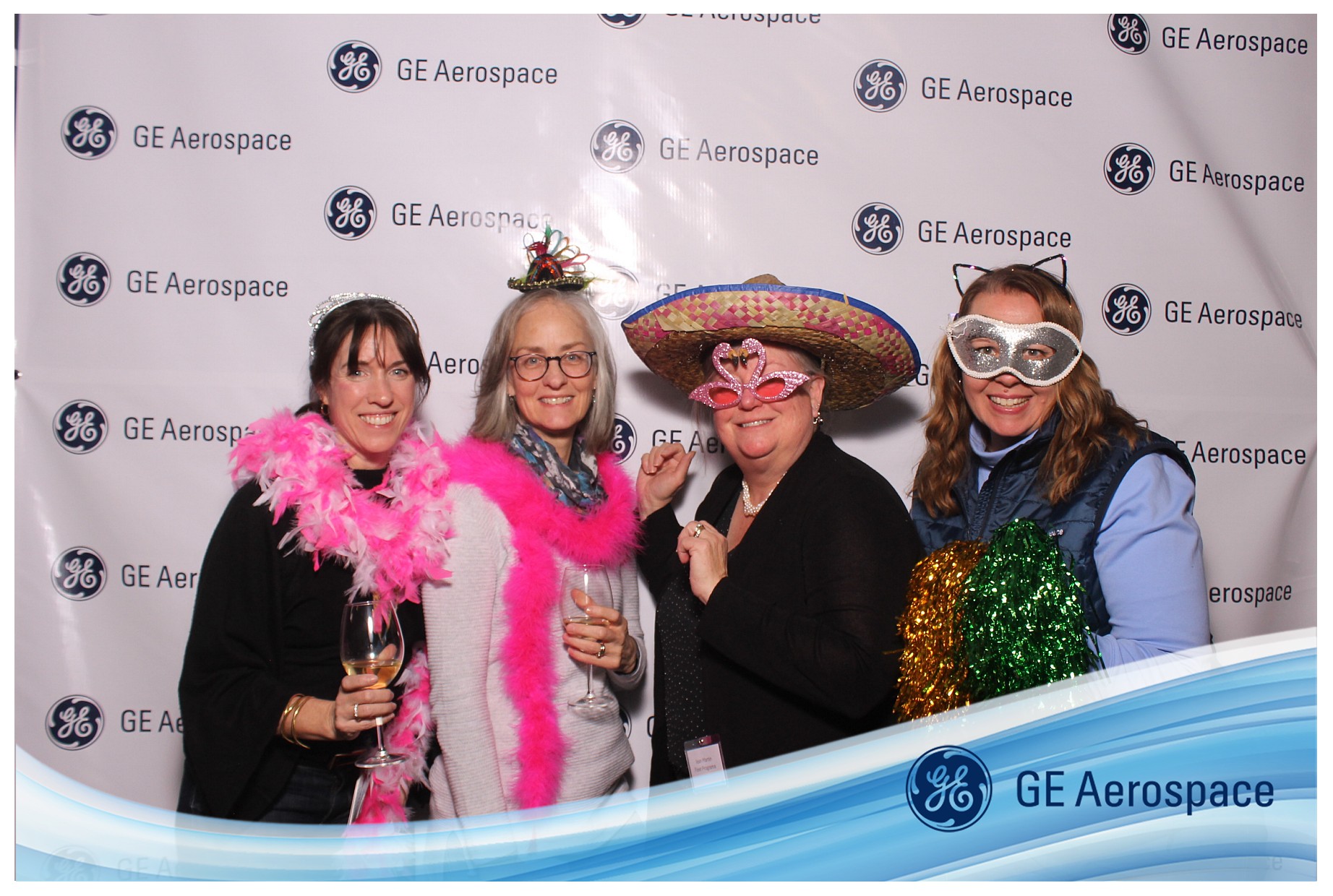 GE Aerospace Tuesday | View more photos from the event at gallery.photoboothcincy.com/u/PhotoBoothCincy/GE-Aerospace-Tuesday