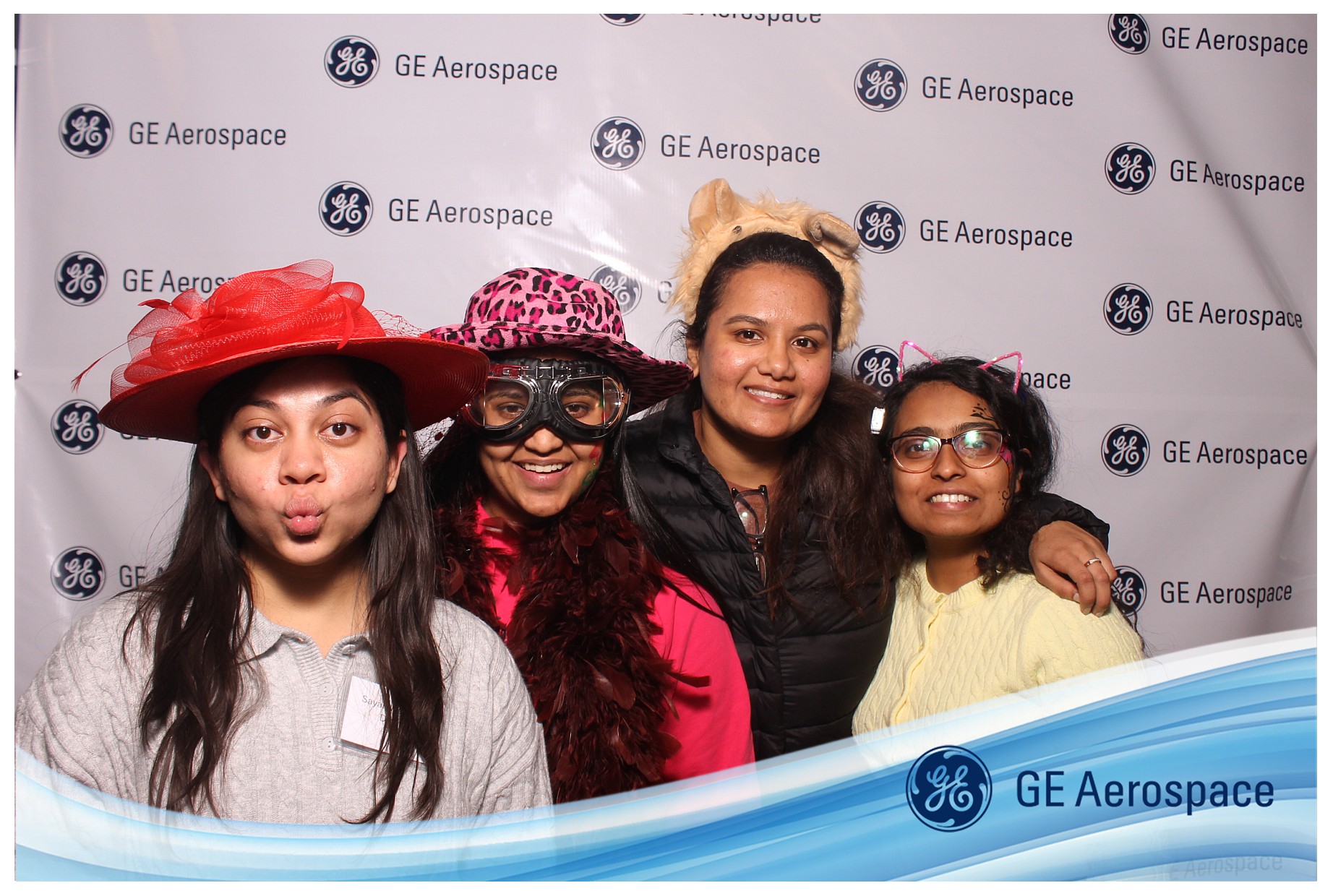 GE Aerospace Tuesday | View more photos from the event at gallery.photoboothcincy.com/u/PhotoBoothCincy/GE-Aerospace-Tuesday