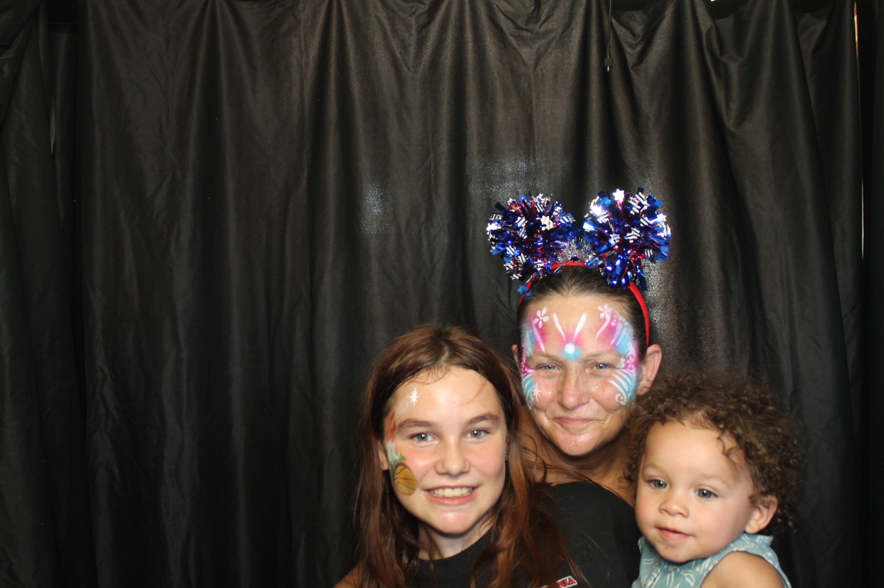 Genesis 16th Birthday | View more photos from the event at gallery.photoboothcincy.com/u/PhotoBoothCincy/Genesis-16th-Birthday