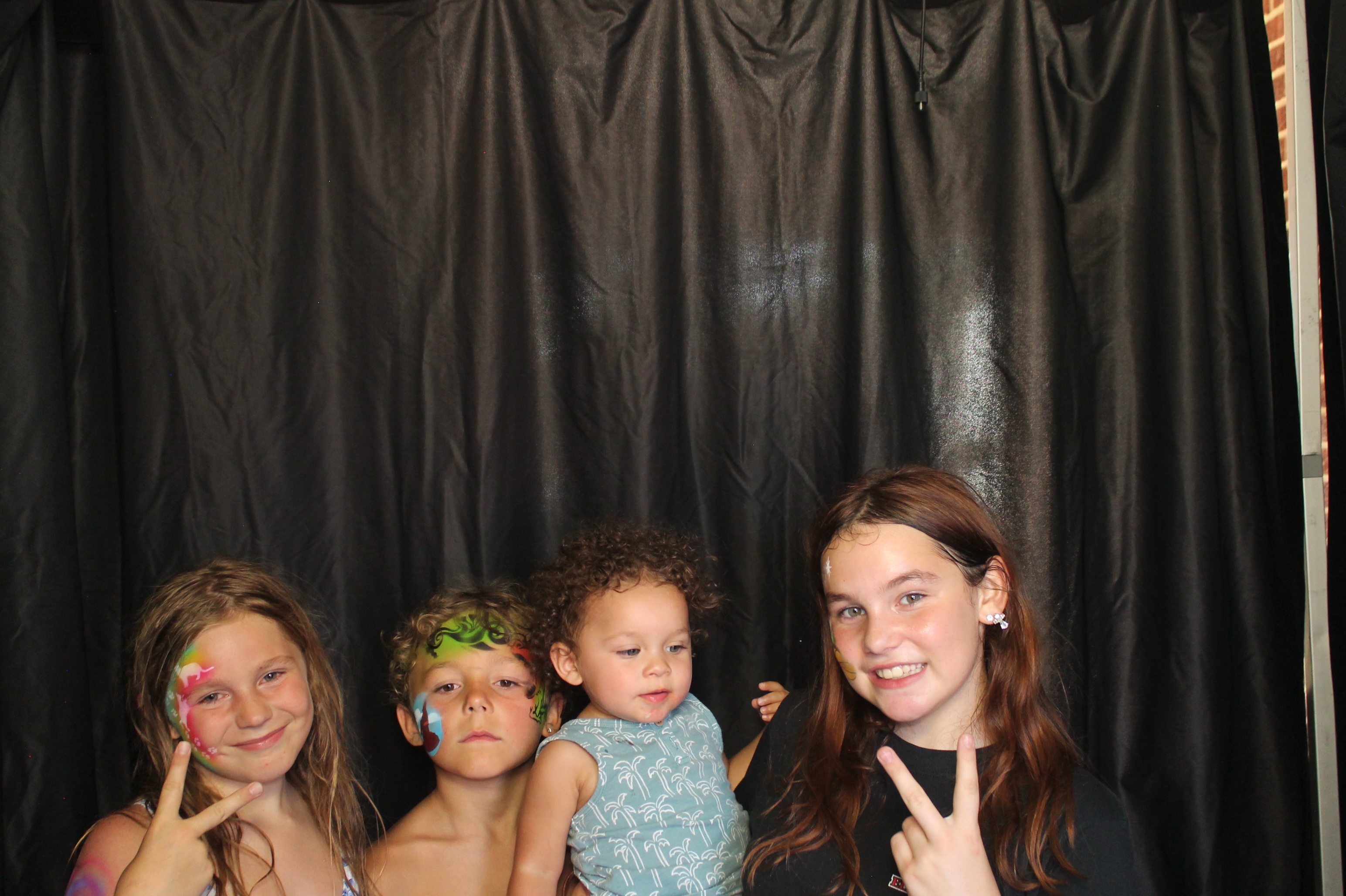 Genesis 16th Birthday | View more photos from the event at gallery.photoboothcincy.com/u/PhotoBoothCincy/Genesis-16th-Birthday