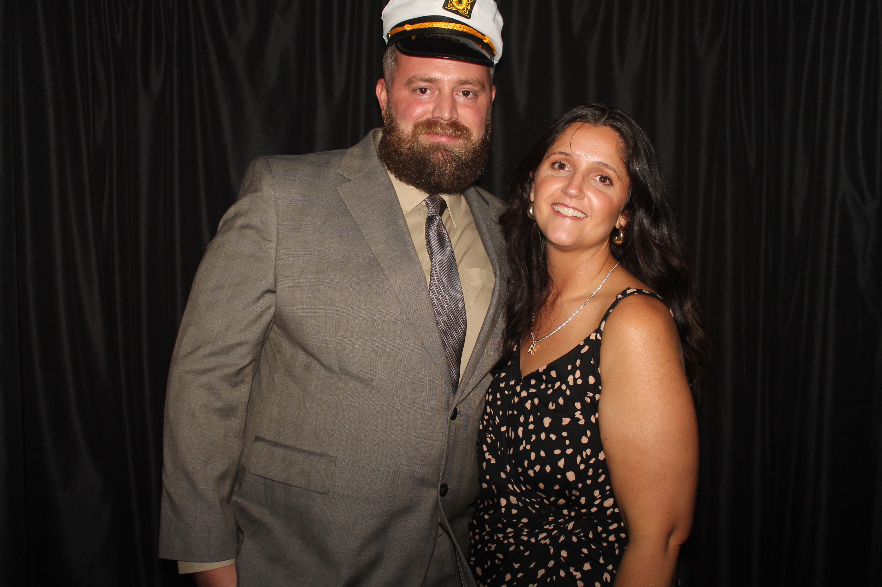Gigi & Jared | View more photos from the event at gallery.photoboothcincy.com/u/PhotoBoothCincy/Gigi-Jared