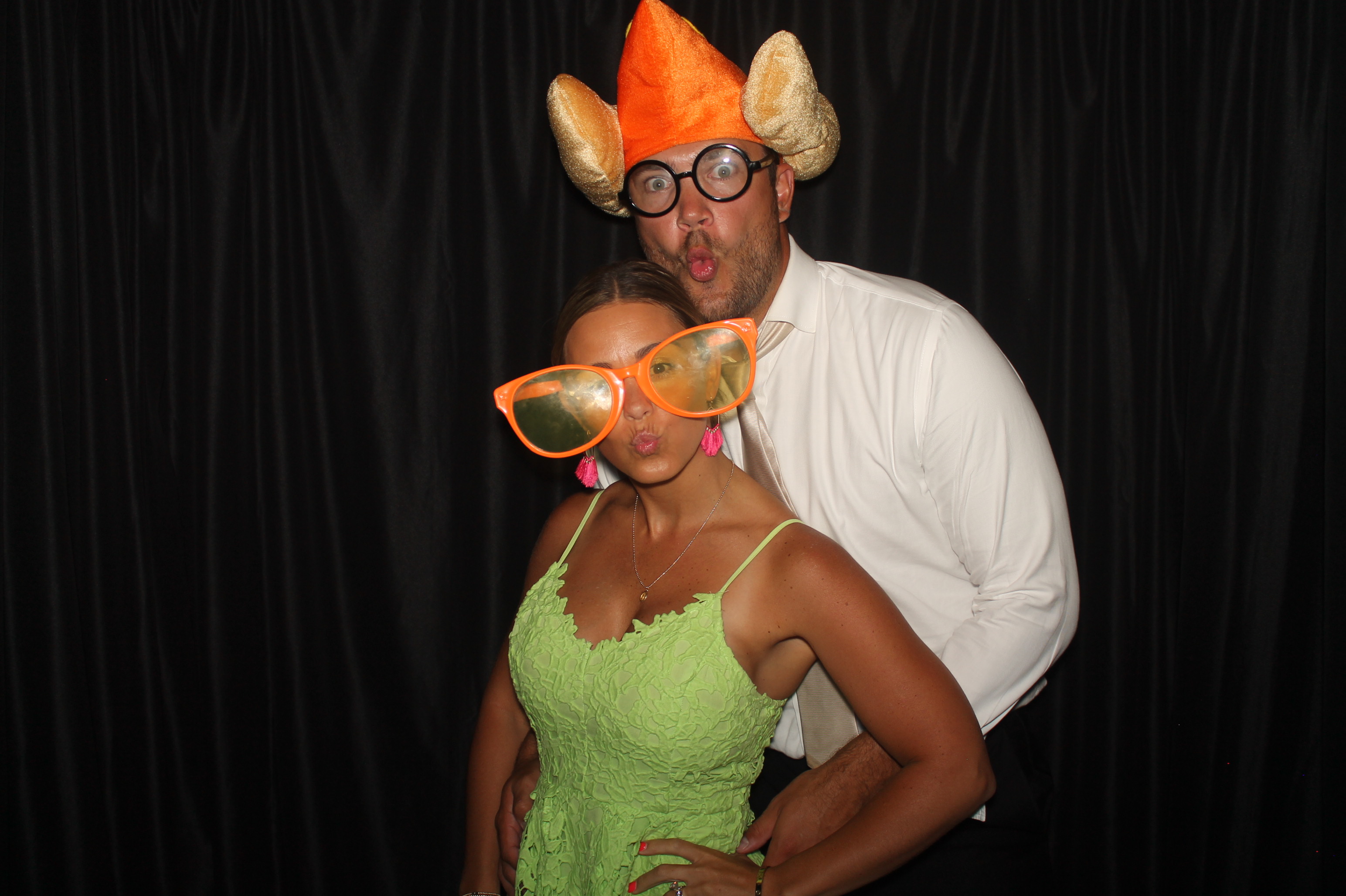 Gigi & Jared | View more photos from the event at gallery.photoboothcincy.com/u/PhotoBoothCincy/Gigi-Jared