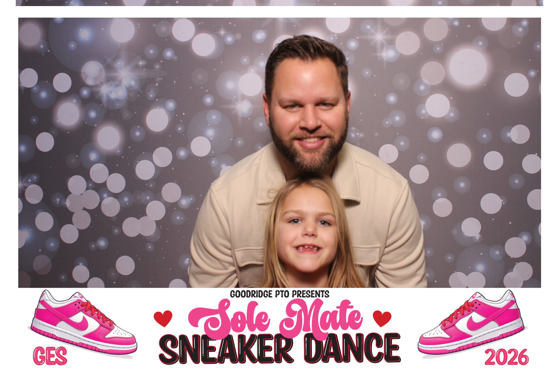 Goodridge Elem Parent Child Dance | View more photos from the event at gallery.photoboothcincy.com/u/PhotoBoothCincy/Goodridge-Elem-Parent-Child-Dance