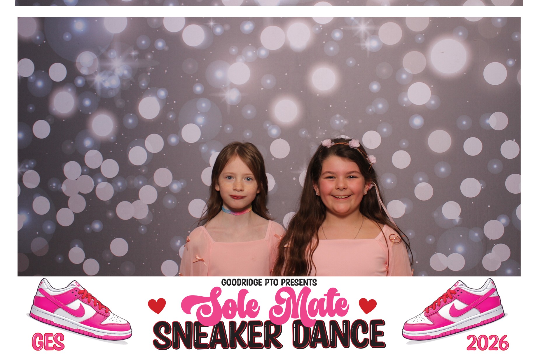 Goodridge Elem Parent Child Dance | View more photos from the event at gallery.photoboothcincy.com/u/PhotoBoothCincy/Goodridge-Elem-Parent-Child-Dance