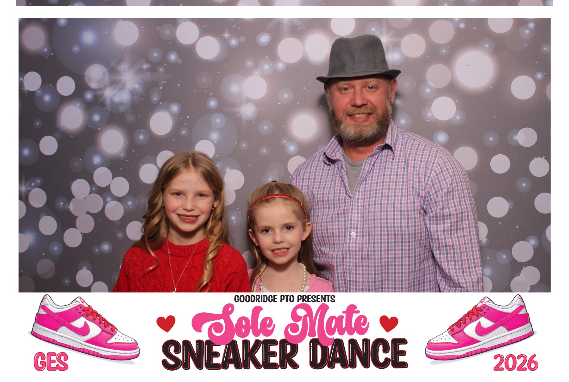 Goodridge Elem Parent Child Dance | View more photos from the event at gallery.photoboothcincy.com/u/PhotoBoothCincy/Goodridge-Elem-Parent-Child-Dance