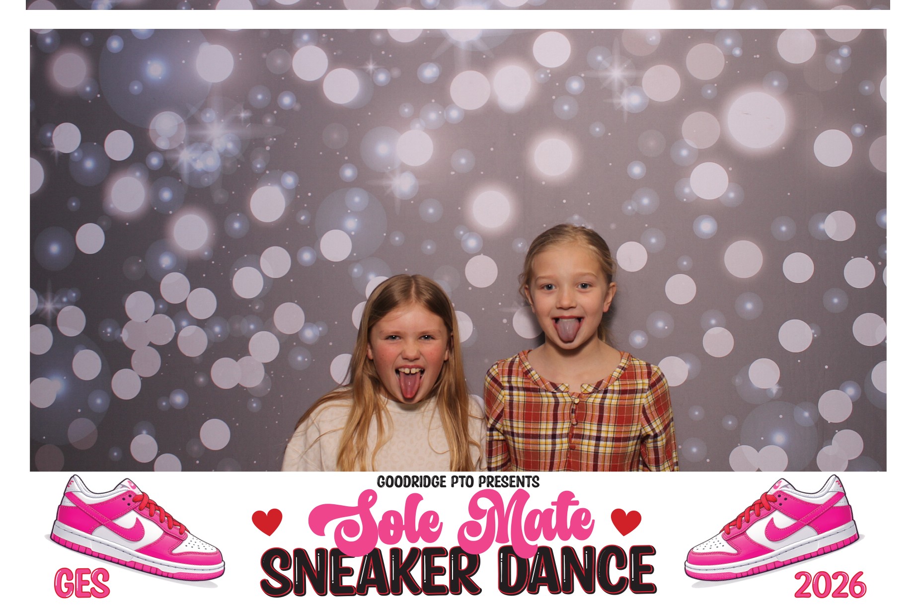 Goodridge Elem Parent Child Dance | View more photos from the event at gallery.photoboothcincy.com/u/PhotoBoothCincy/Goodridge-Elem-Parent-Child-Dance
