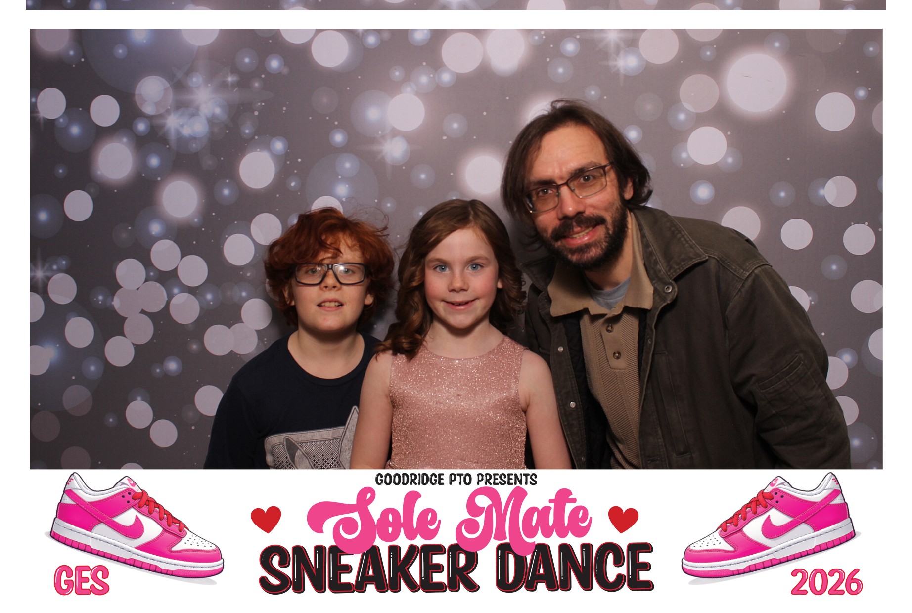 Goodridge Elem Parent Child Dance | View more photos from the event at gallery.photoboothcincy.com/u/PhotoBoothCincy/Goodridge-Elem-Parent-Child-Dance