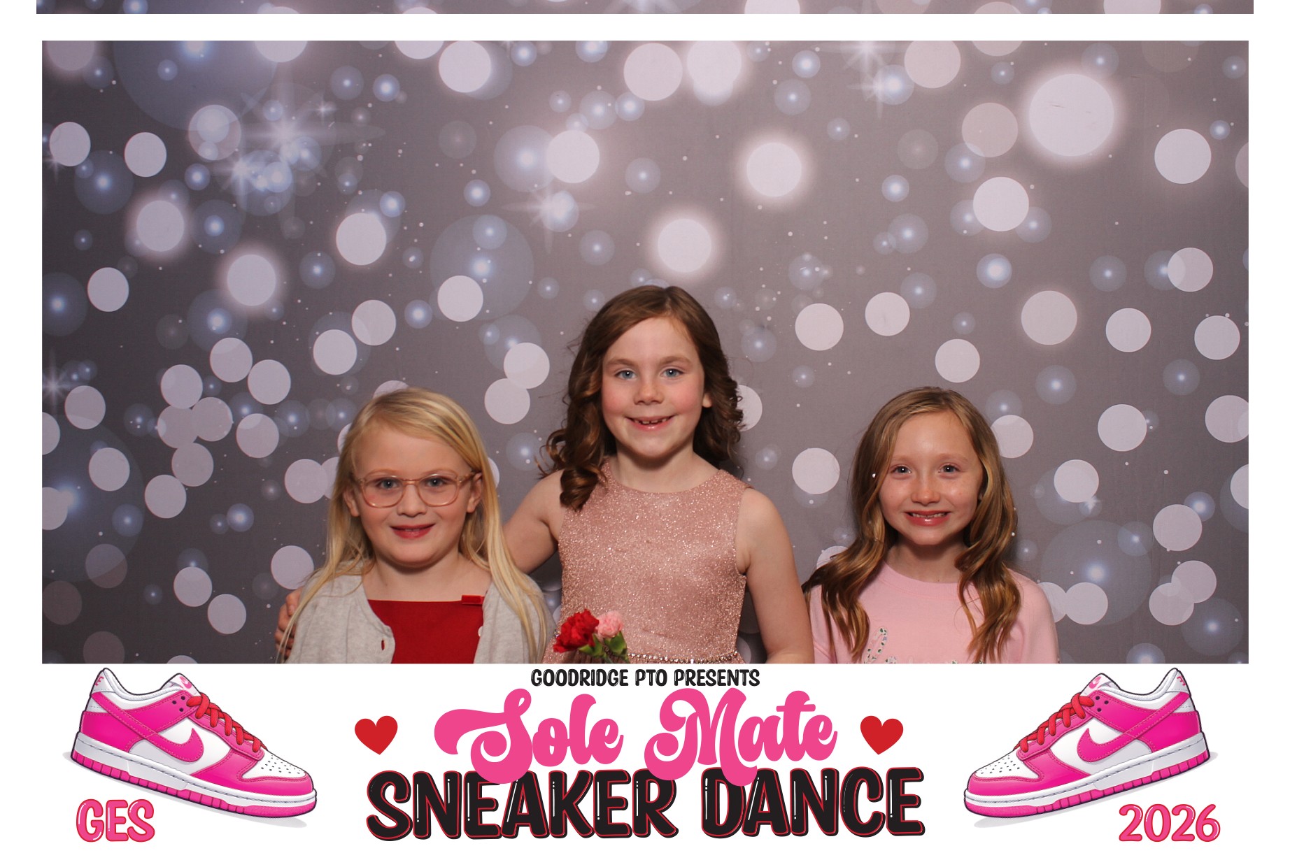 Goodridge Elem Parent Child Dance | View more photos from the event at gallery.photoboothcincy.com/u/PhotoBoothCincy/Goodridge-Elem-Parent-Child-Dance