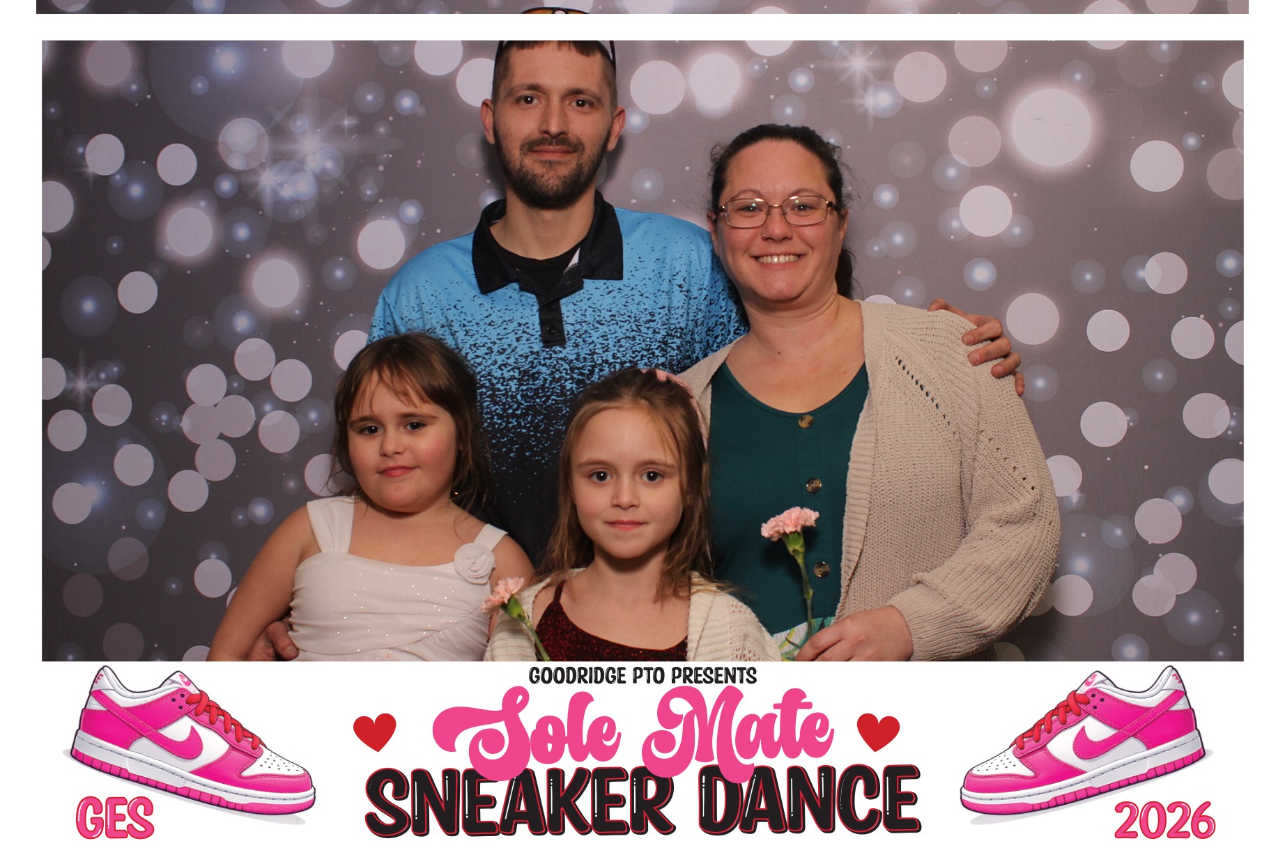 Goodridge Elem Parent Child Dance | View more photos from the event at gallery.photoboothcincy.com/u/PhotoBoothCincy/Goodridge-Elem-Parent-Child-Dance