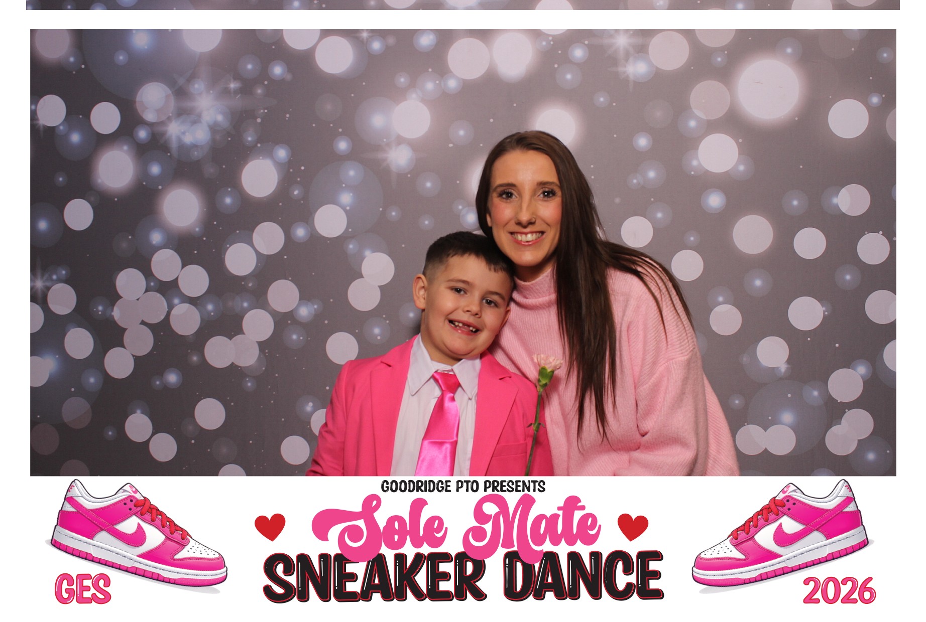 Goodridge Elem Parent Child Dance | View more photos from the event at gallery.photoboothcincy.com/u/PhotoBoothCincy/Goodridge-Elem-Parent-Child-Dance