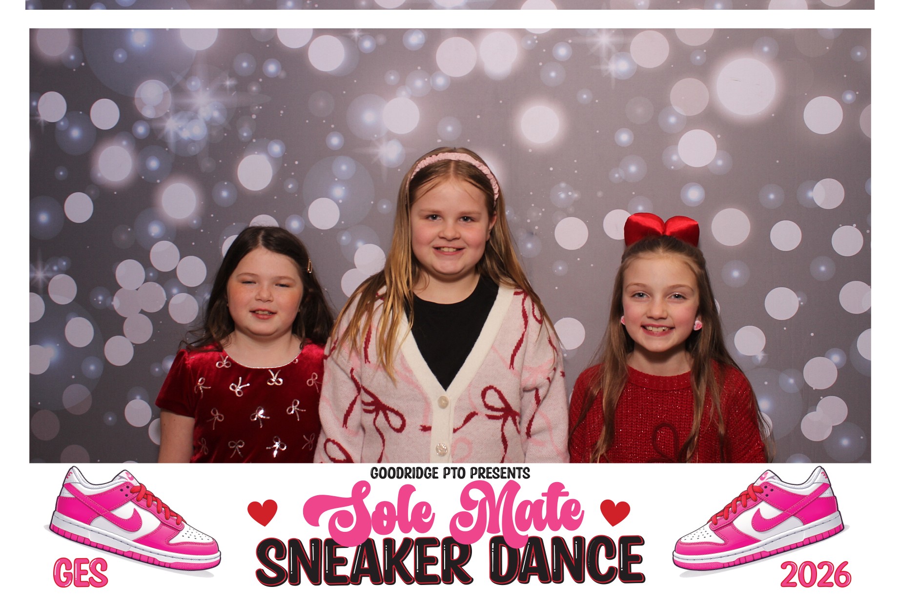 Goodridge Elem Parent Child Dance | View more photos from the event at gallery.photoboothcincy.com/u/PhotoBoothCincy/Goodridge-Elem-Parent-Child-Dance
