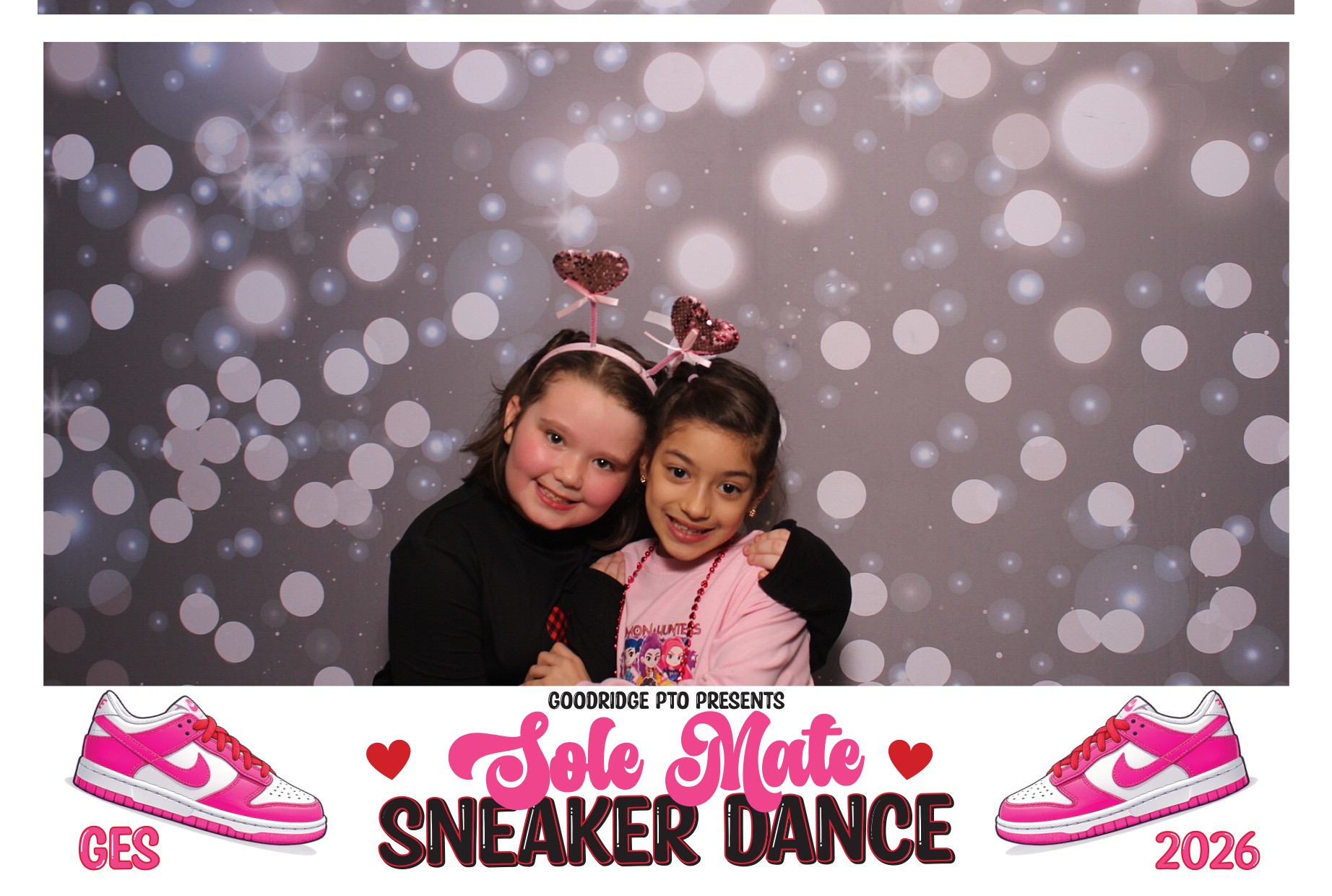 Goodridge Elem Parent Child Dance | View more photos from the event at gallery.photoboothcincy.com/u/PhotoBoothCincy/Goodridge-Elem-Parent-Child-Dance