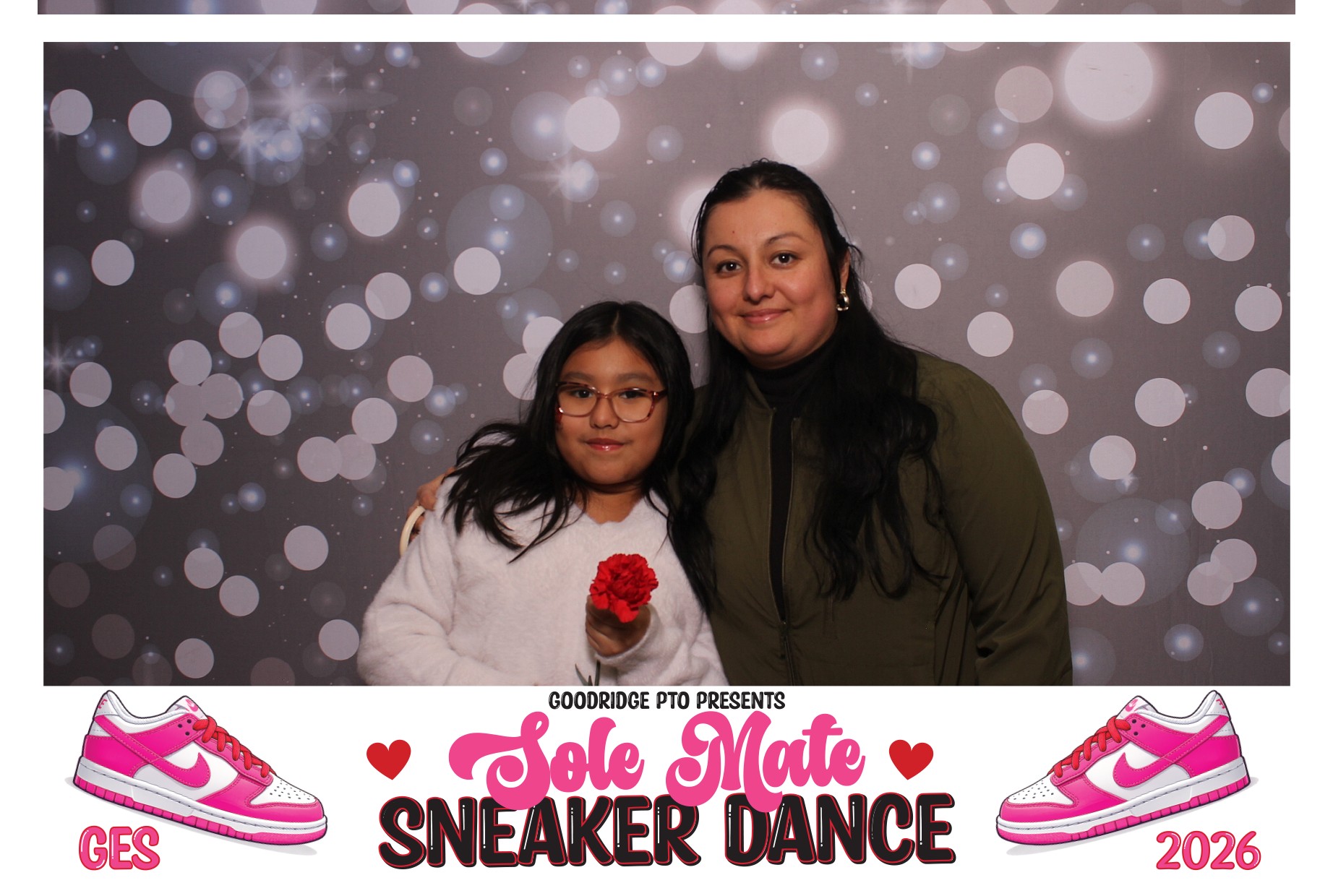Goodridge Elem Parent Child Dance | View more photos from the event at gallery.photoboothcincy.com/u/PhotoBoothCincy/Goodridge-Elem-Parent-Child-Dance