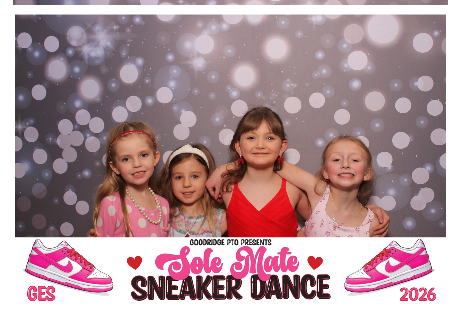 Goodridge Elem Parent Child Dance | View more photos from the event at gallery.photoboothcincy.com/u/PhotoBoothCincy/Goodridge-Elem-Parent-Child-Dance