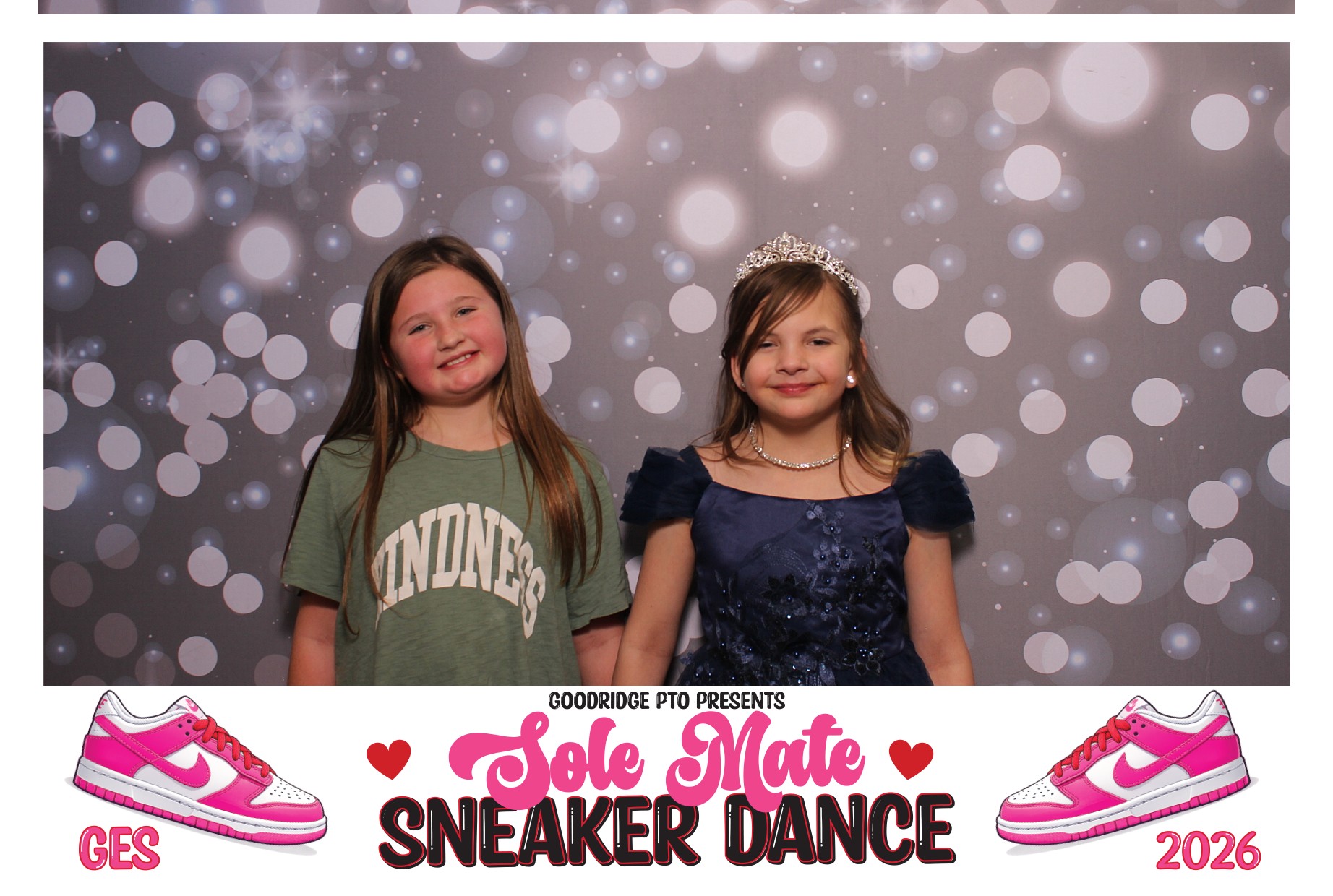 Goodridge Elem Parent Child Dance | View more photos from the event at gallery.photoboothcincy.com/u/PhotoBoothCincy/Goodridge-Elem-Parent-Child-Dance
