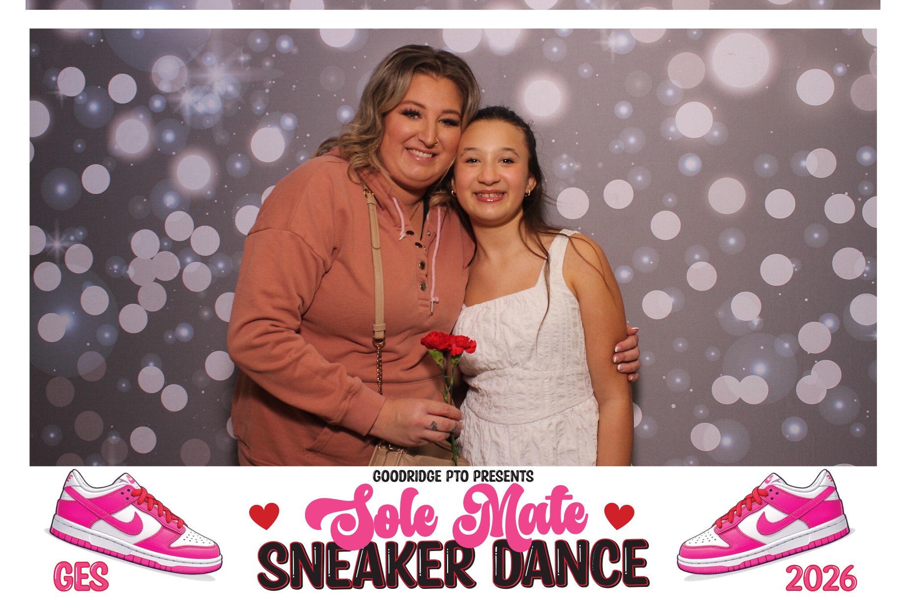 Goodridge Elem Parent Child Dance | View more photos from the event at gallery.photoboothcincy.com/u/PhotoBoothCincy/Goodridge-Elem-Parent-Child-Dance