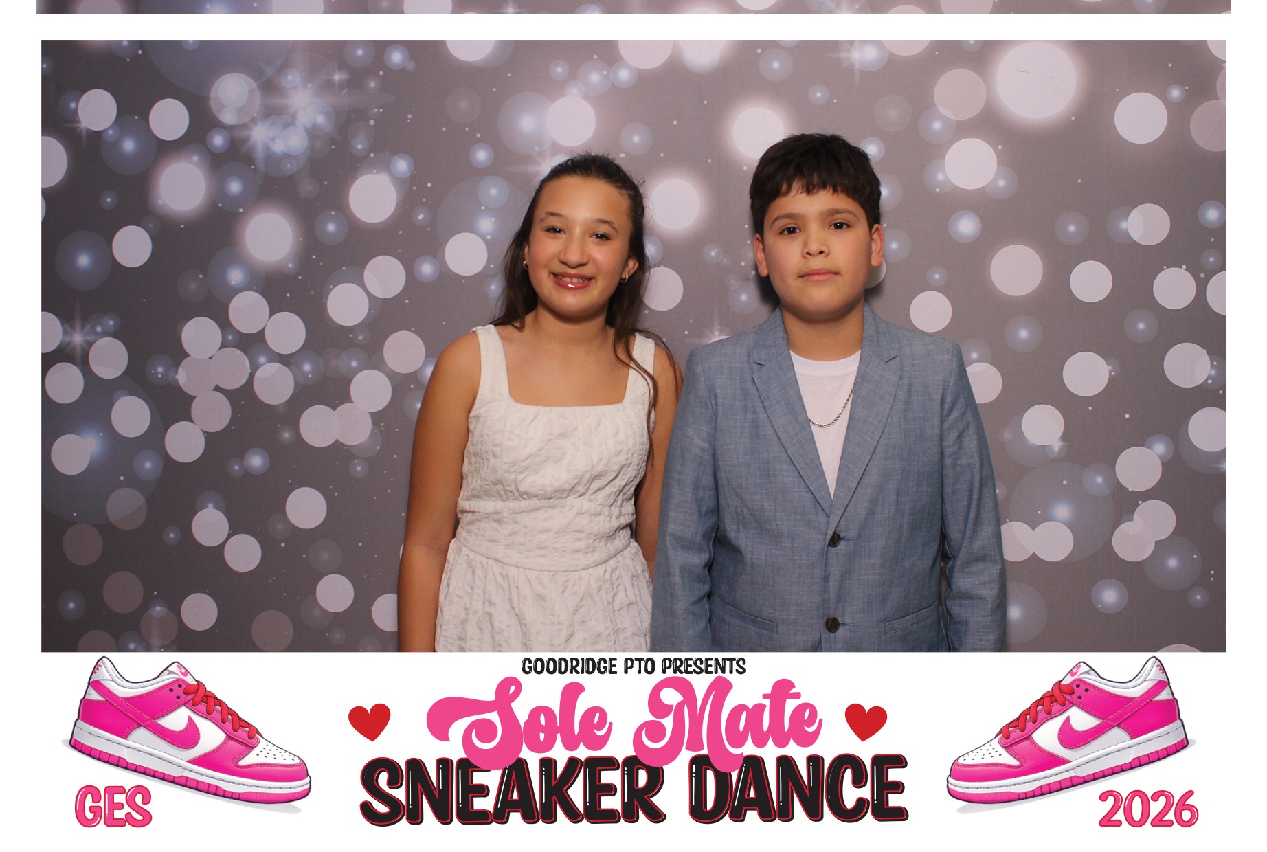 Goodridge Elem Parent Child Dance | View more photos from the event at gallery.photoboothcincy.com/u/PhotoBoothCincy/Goodridge-Elem-Parent-Child-Dance