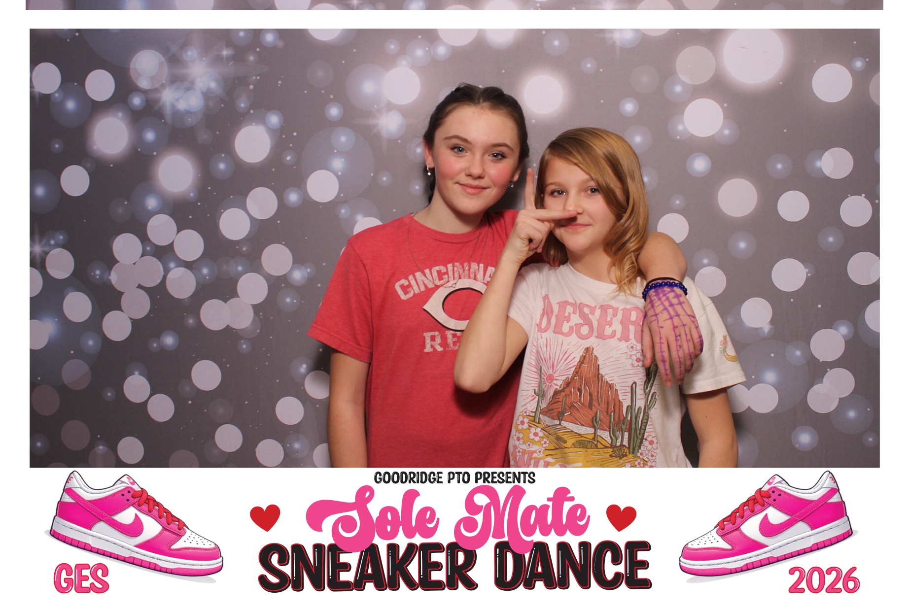 Goodridge Elem Parent Child Dance | View more photos from the event at gallery.photoboothcincy.com/u/PhotoBoothCincy/Goodridge-Elem-Parent-Child-Dance