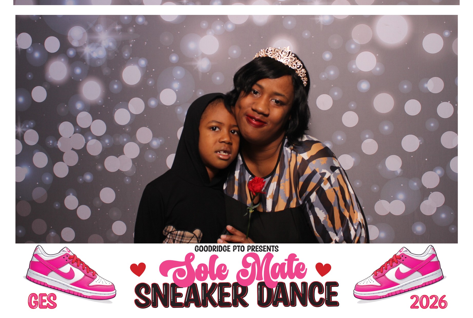 Goodridge Elem Parent Child Dance | View more photos from the event at gallery.photoboothcincy.com/u/PhotoBoothCincy/Goodridge-Elem-Parent-Child-Dance