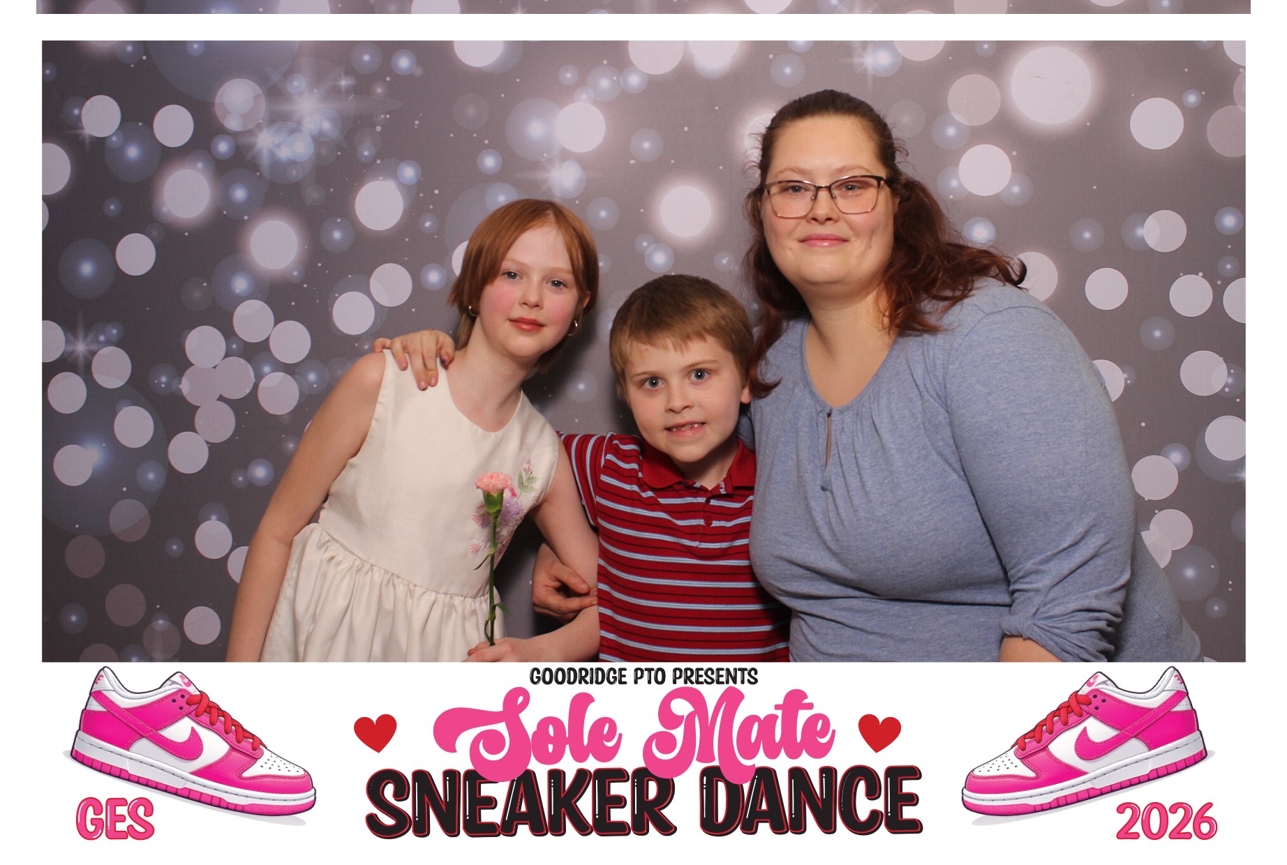 Goodridge Elem Parent Child Dance | View more photos from the event at gallery.photoboothcincy.com/u/PhotoBoothCincy/Goodridge-Elem-Parent-Child-Dance