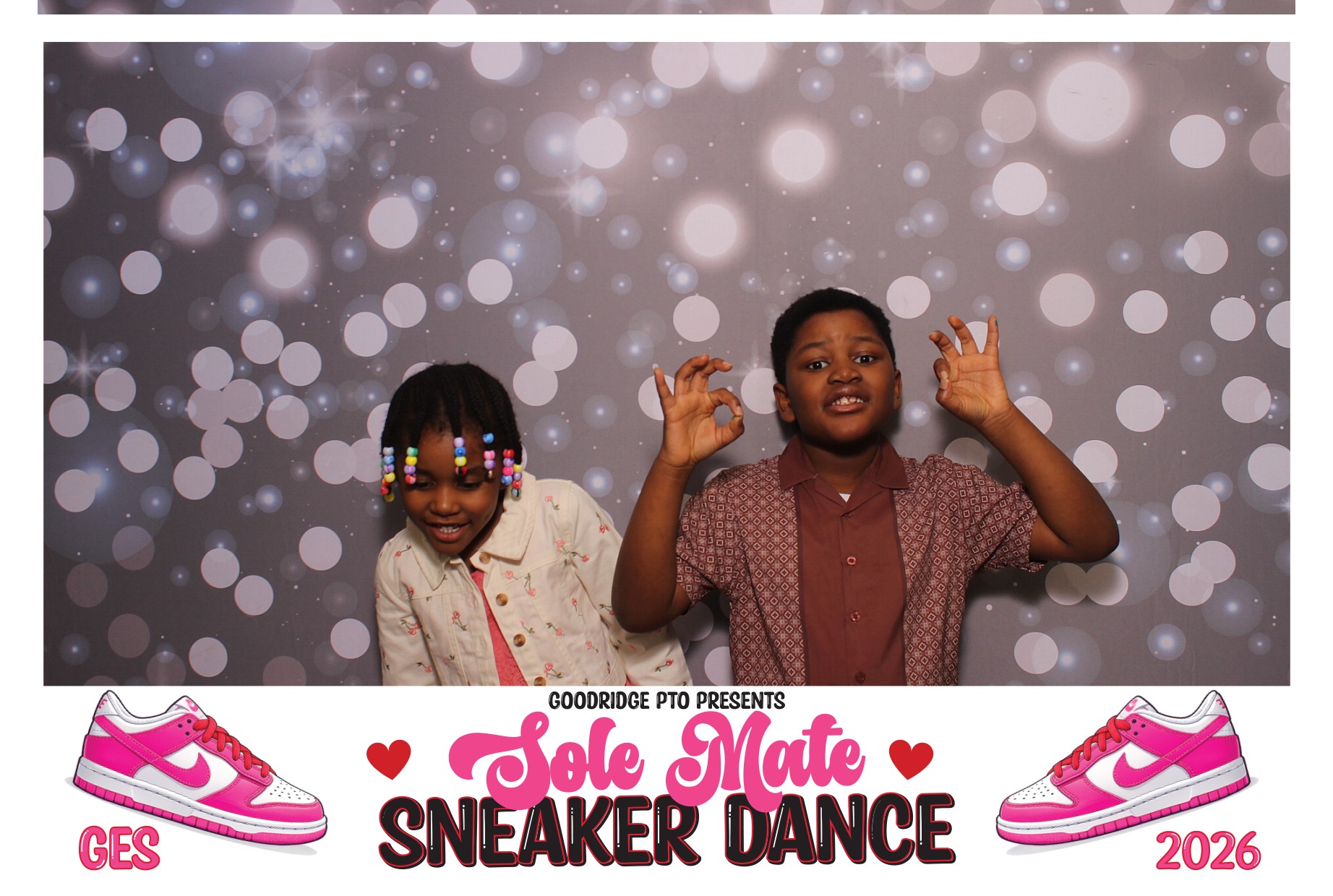 Goodridge Elem Parent Child Dance | View more photos from the event at gallery.photoboothcincy.com/u/PhotoBoothCincy/Goodridge-Elem-Parent-Child-Dance