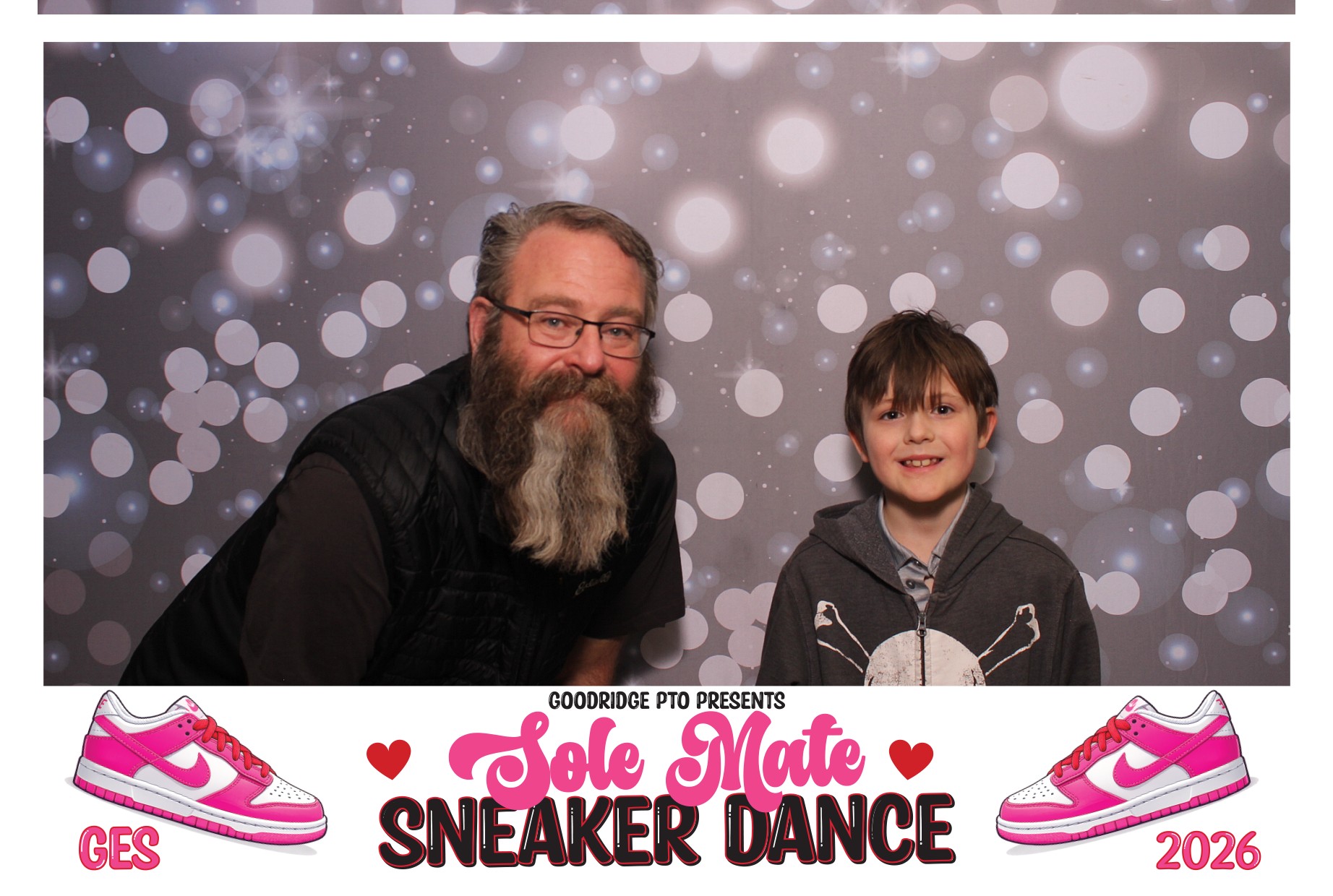 Goodridge Elem Parent Child Dance | View more photos from the event at gallery.photoboothcincy.com/u/PhotoBoothCincy/Goodridge-Elem-Parent-Child-Dance