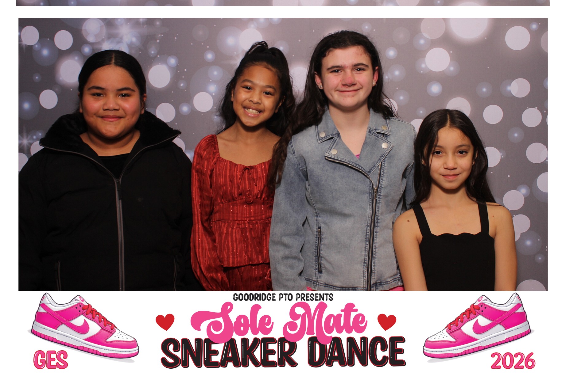 Goodridge Elem Parent Child Dance | View more photos from the event at gallery.photoboothcincy.com/u/PhotoBoothCincy/Goodridge-Elem-Parent-Child-Dance