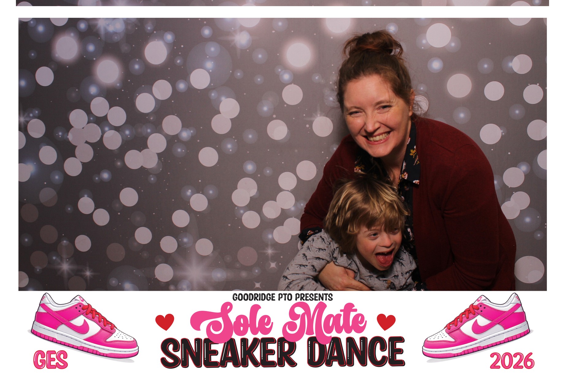 Goodridge Elem Parent Child Dance | View more photos from the event at gallery.photoboothcincy.com/u/PhotoBoothCincy/Goodridge-Elem-Parent-Child-Dance
