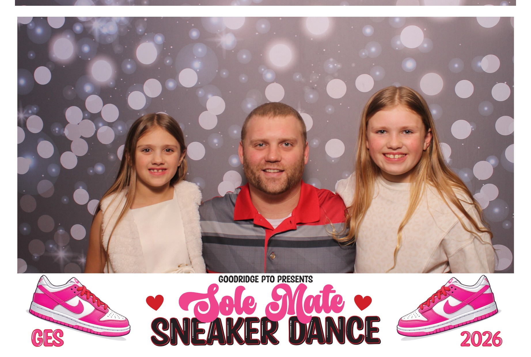 Goodridge Elem Parent Child Dance | View more photos from the event at gallery.photoboothcincy.com/u/PhotoBoothCincy/Goodridge-Elem-Parent-Child-Dance