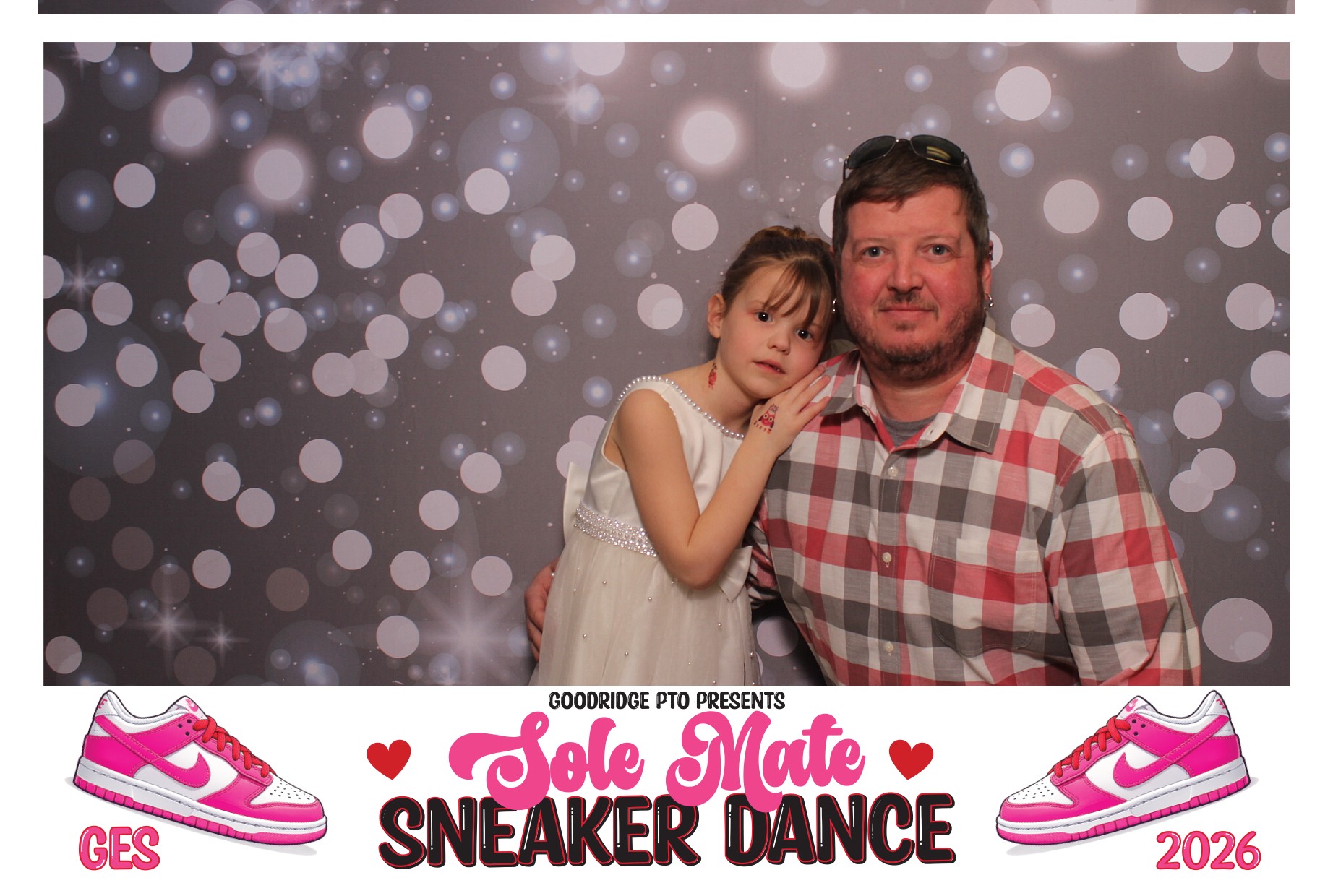 Goodridge Elem Parent Child Dance | View more photos from the event at gallery.photoboothcincy.com/u/PhotoBoothCincy/Goodridge-Elem-Parent-Child-Dance
