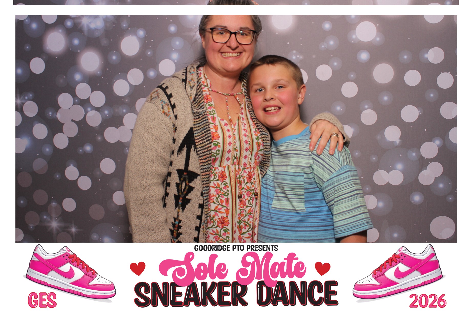 Goodridge Elem Parent Child Dance | View more photos from the event at gallery.photoboothcincy.com/u/PhotoBoothCincy/Goodridge-Elem-Parent-Child-Dance