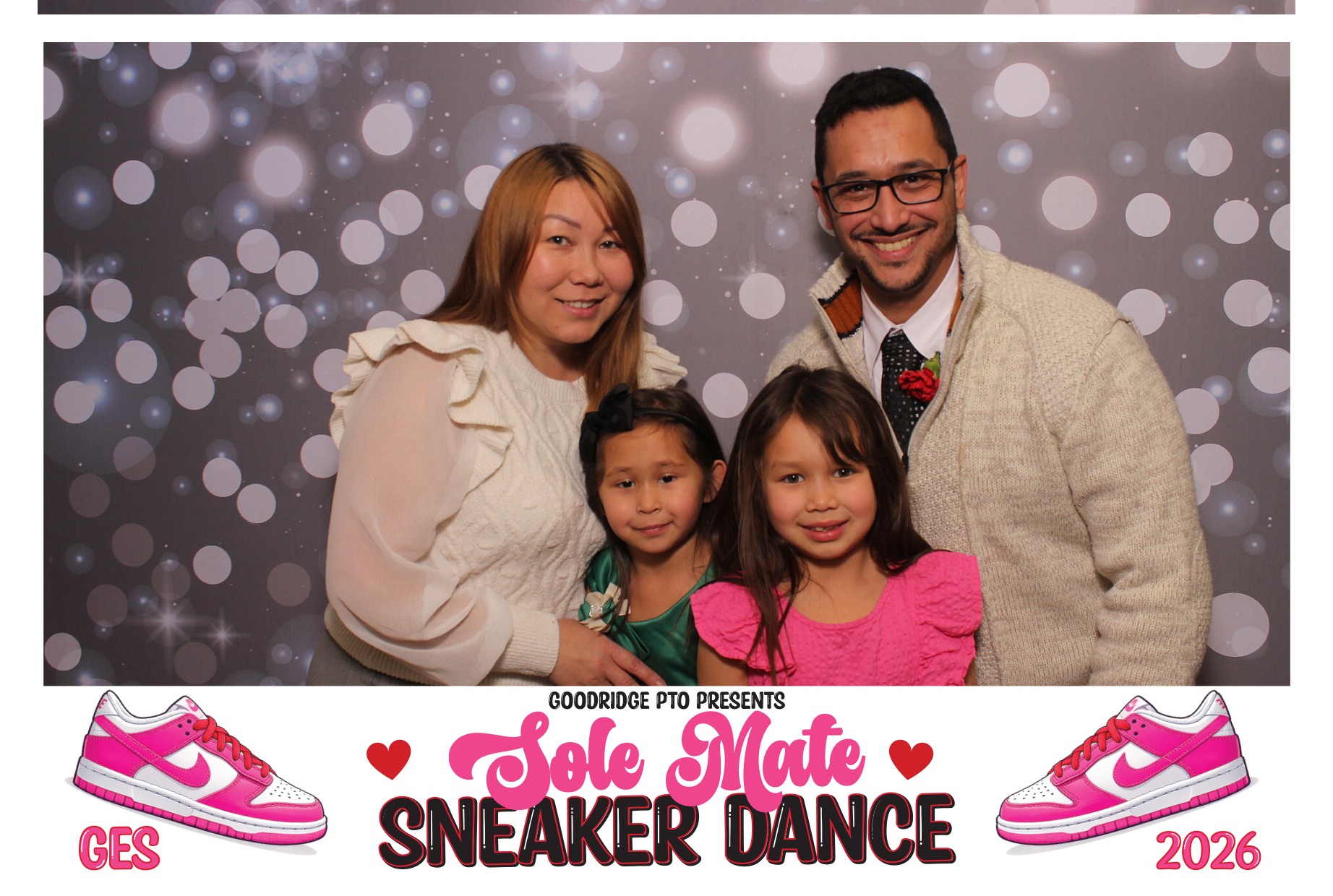 Goodridge Elem Parent Child Dance | View more photos from the event at gallery.photoboothcincy.com/u/PhotoBoothCincy/Goodridge-Elem-Parent-Child-Dance