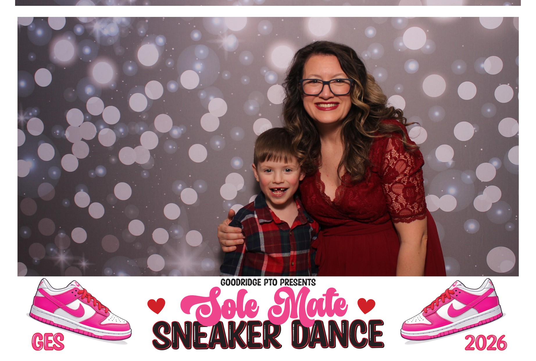 Goodridge Elem Parent Child Dance | View more photos from the event at gallery.photoboothcincy.com/u/PhotoBoothCincy/Goodridge-Elem-Parent-Child-Dance
