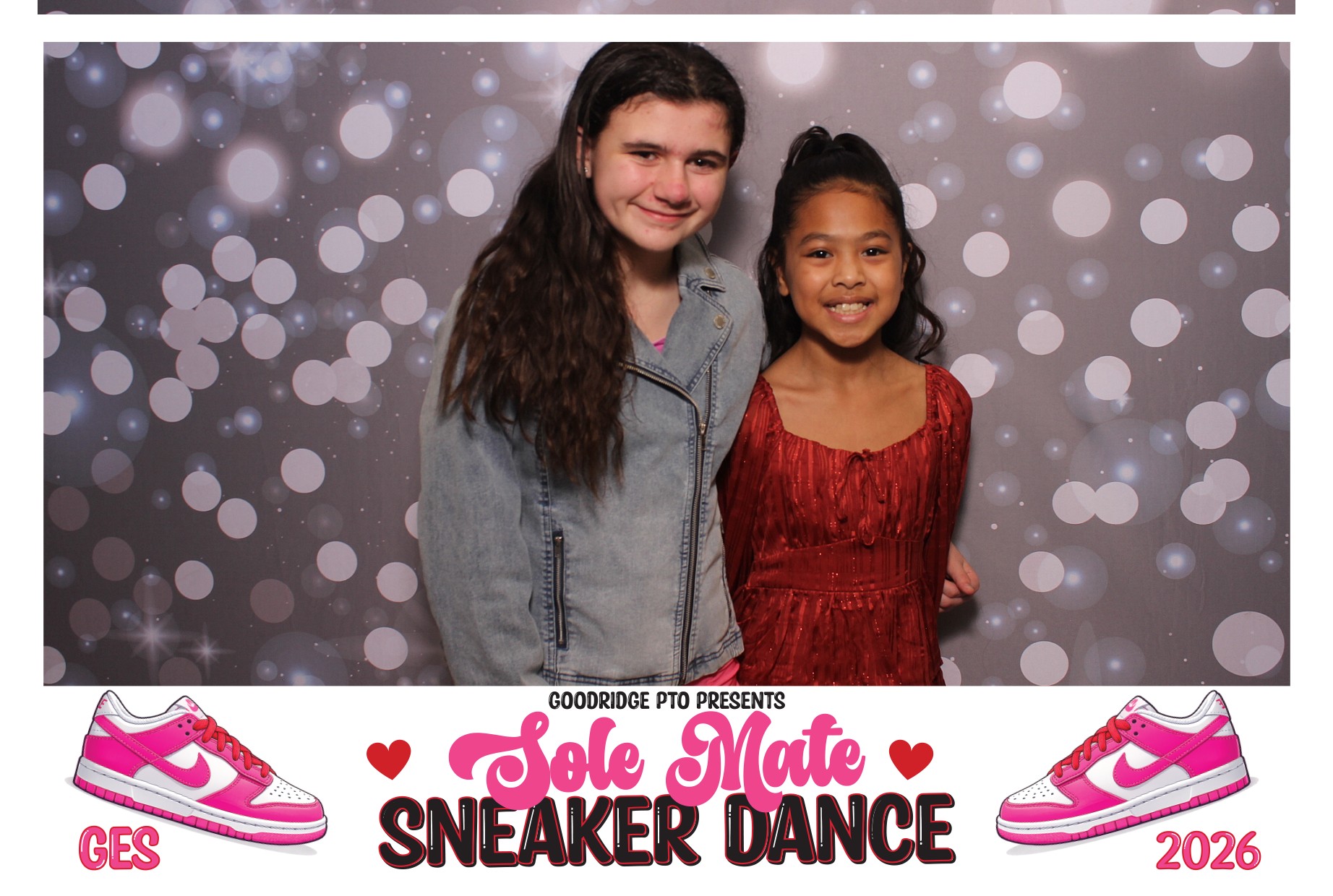 Goodridge Elem Parent Child Dance | View more photos from the event at gallery.photoboothcincy.com/u/PhotoBoothCincy/Goodridge-Elem-Parent-Child-Dance