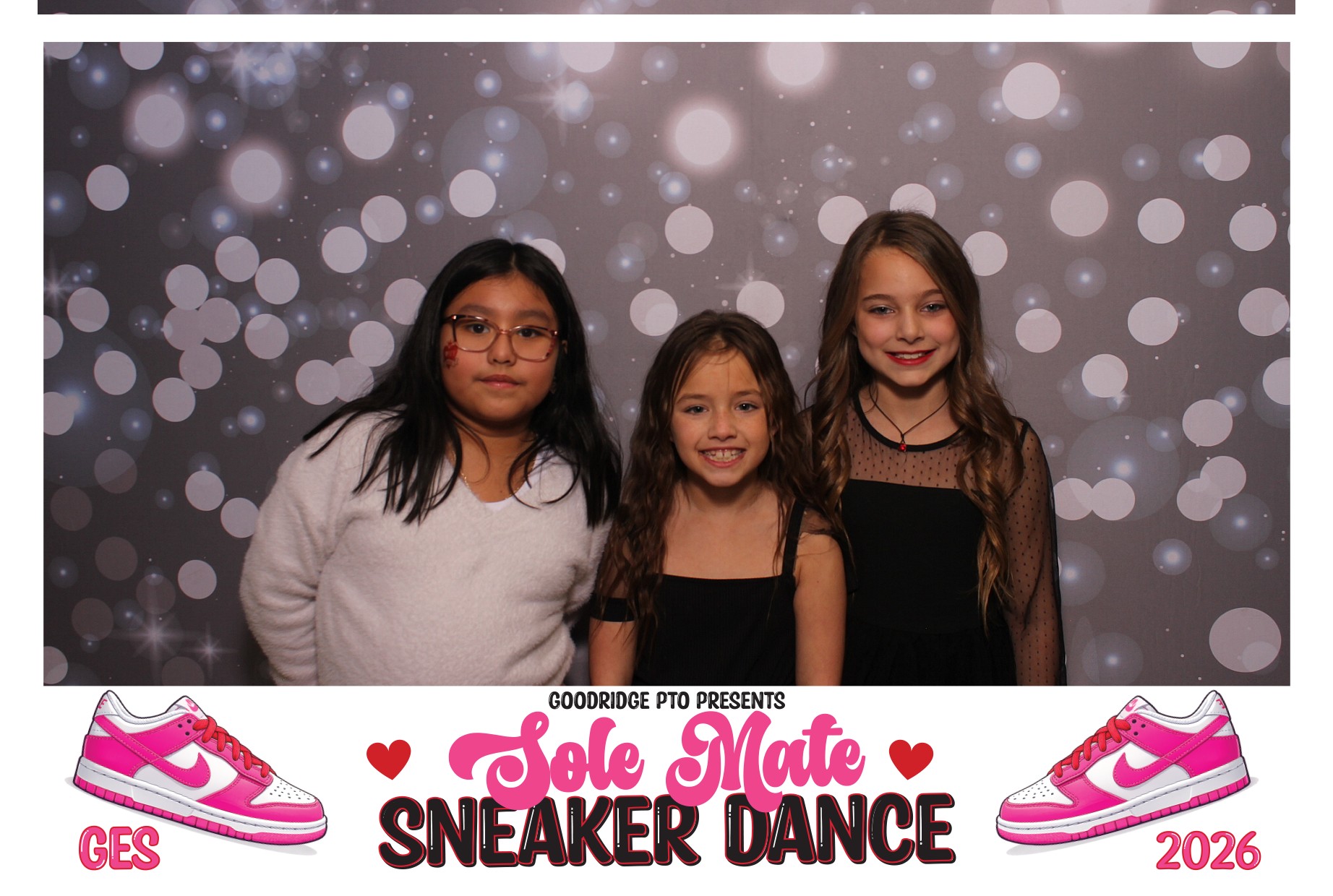 Goodridge Elem Parent Child Dance | View more photos from the event at gallery.photoboothcincy.com/u/PhotoBoothCincy/Goodridge-Elem-Parent-Child-Dance