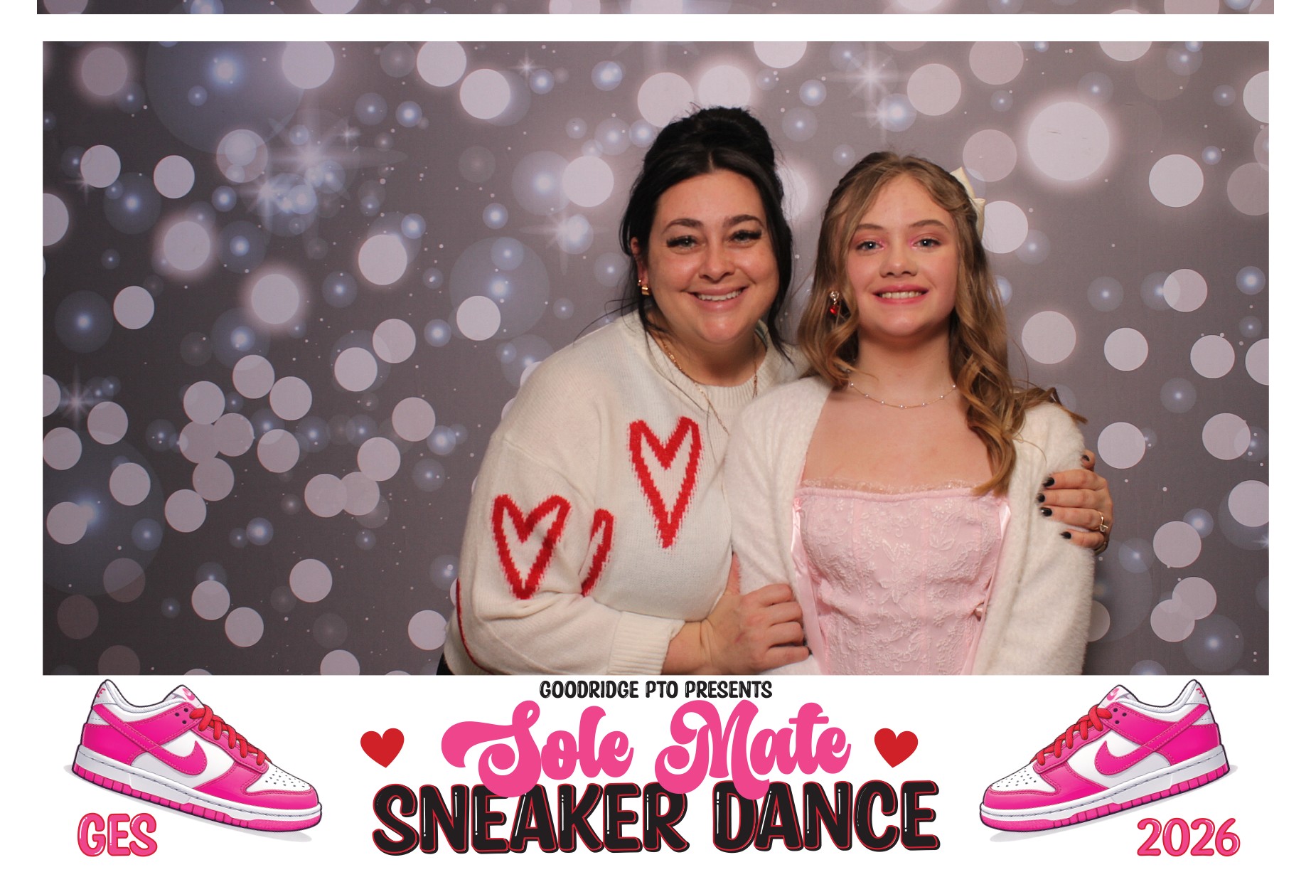 Goodridge Elem Parent Child Dance | View more photos from the event at gallery.photoboothcincy.com/u/PhotoBoothCincy/Goodridge-Elem-Parent-Child-Dance