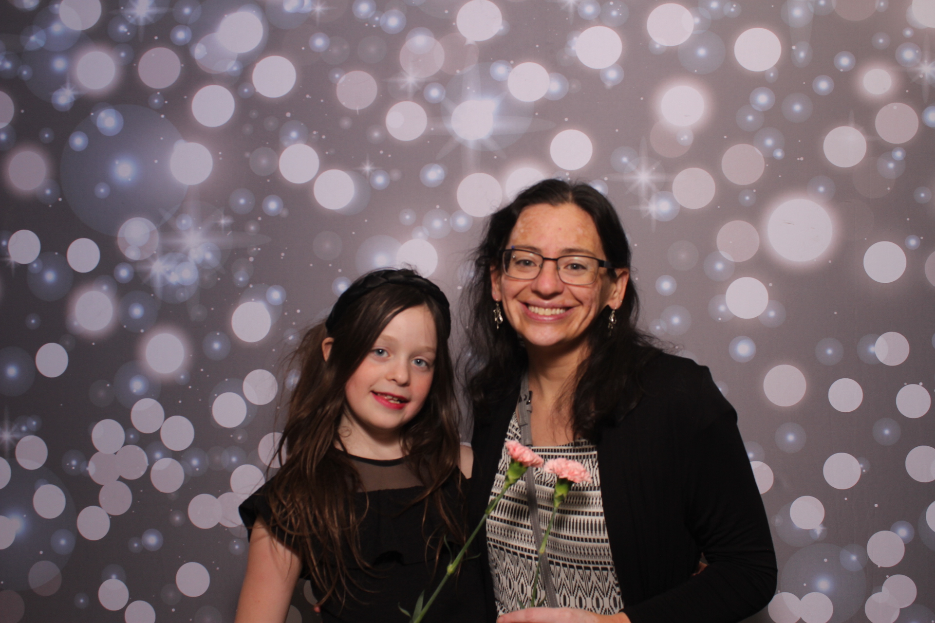 Goodridge Elem Parent Child Dance | View more photos from the event at gallery.photoboothcincy.com/u/PhotoBoothCincy/Goodridge-Elem-Parent-Child-Dance