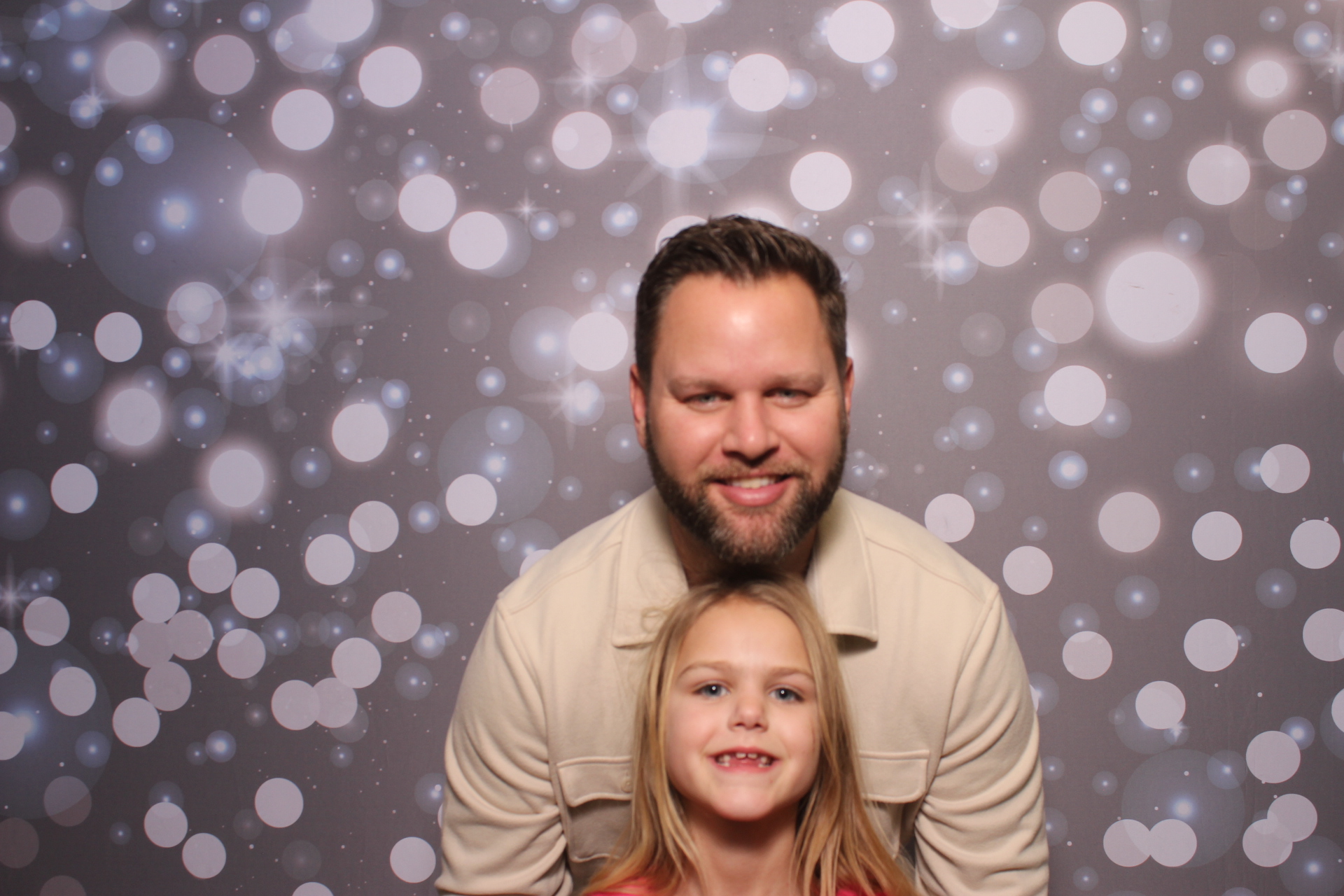 Goodridge Elem Parent Child Dance | View more photos from the event at gallery.photoboothcincy.com/u/PhotoBoothCincy/Goodridge-Elem-Parent-Child-Dance