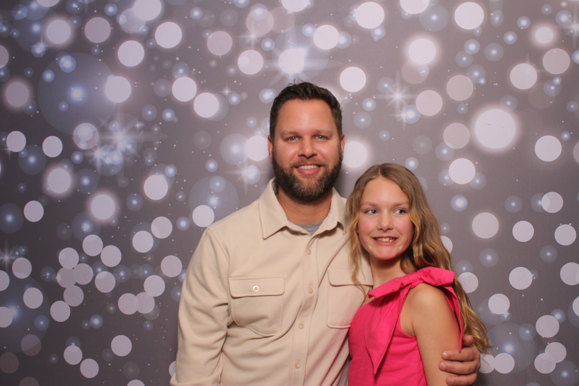 Goodridge Elem Parent Child Dance | View more photos from the event at gallery.photoboothcincy.com/u/PhotoBoothCincy/Goodridge-Elem-Parent-Child-Dance