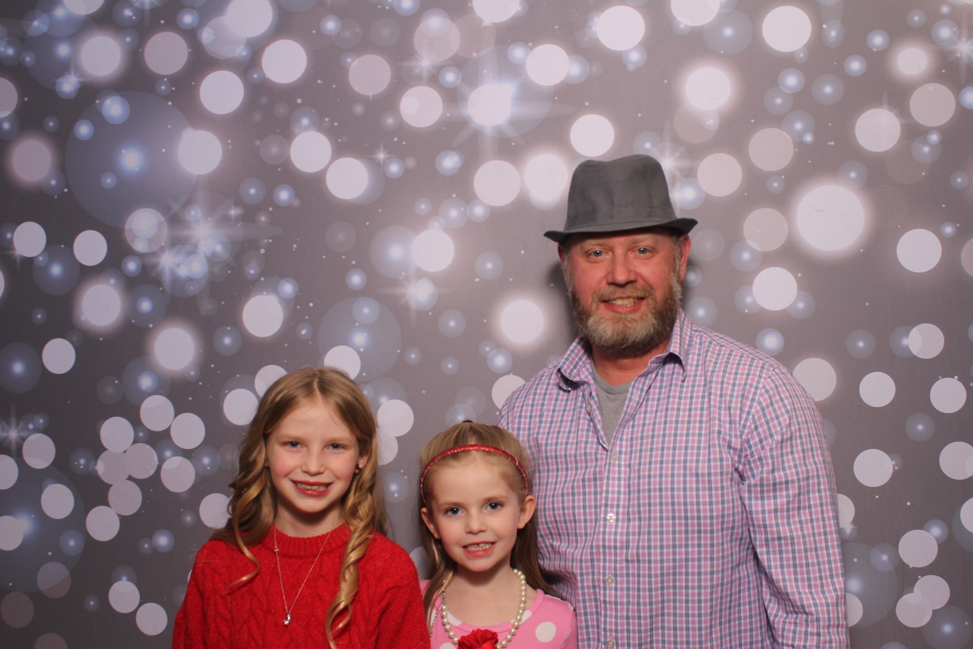 Goodridge Elem Parent Child Dance | View more photos from the event at gallery.photoboothcincy.com/u/PhotoBoothCincy/Goodridge-Elem-Parent-Child-Dance