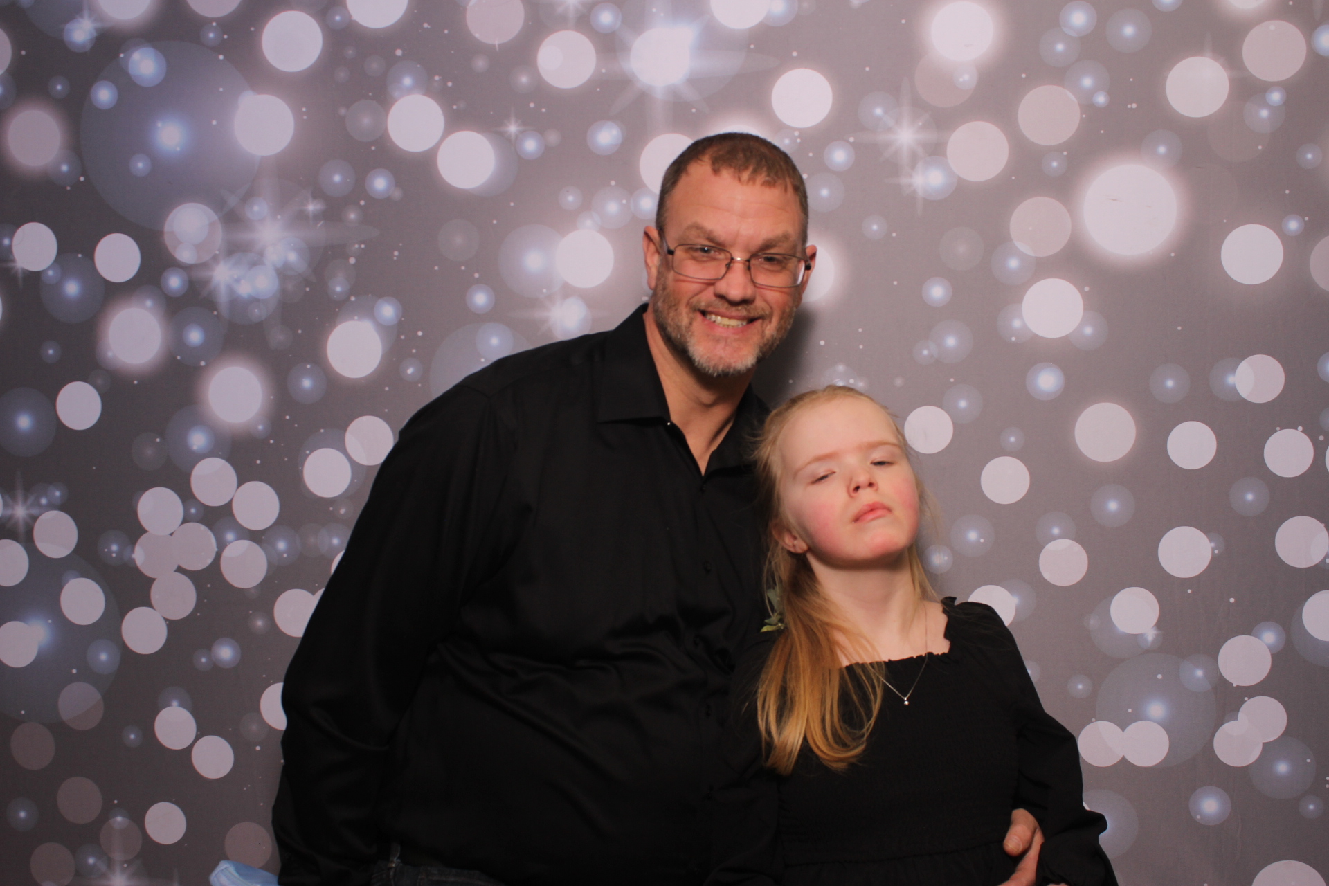 Goodridge Elem Parent Child Dance | View more photos from the event at gallery.photoboothcincy.com/u/PhotoBoothCincy/Goodridge-Elem-Parent-Child-Dance