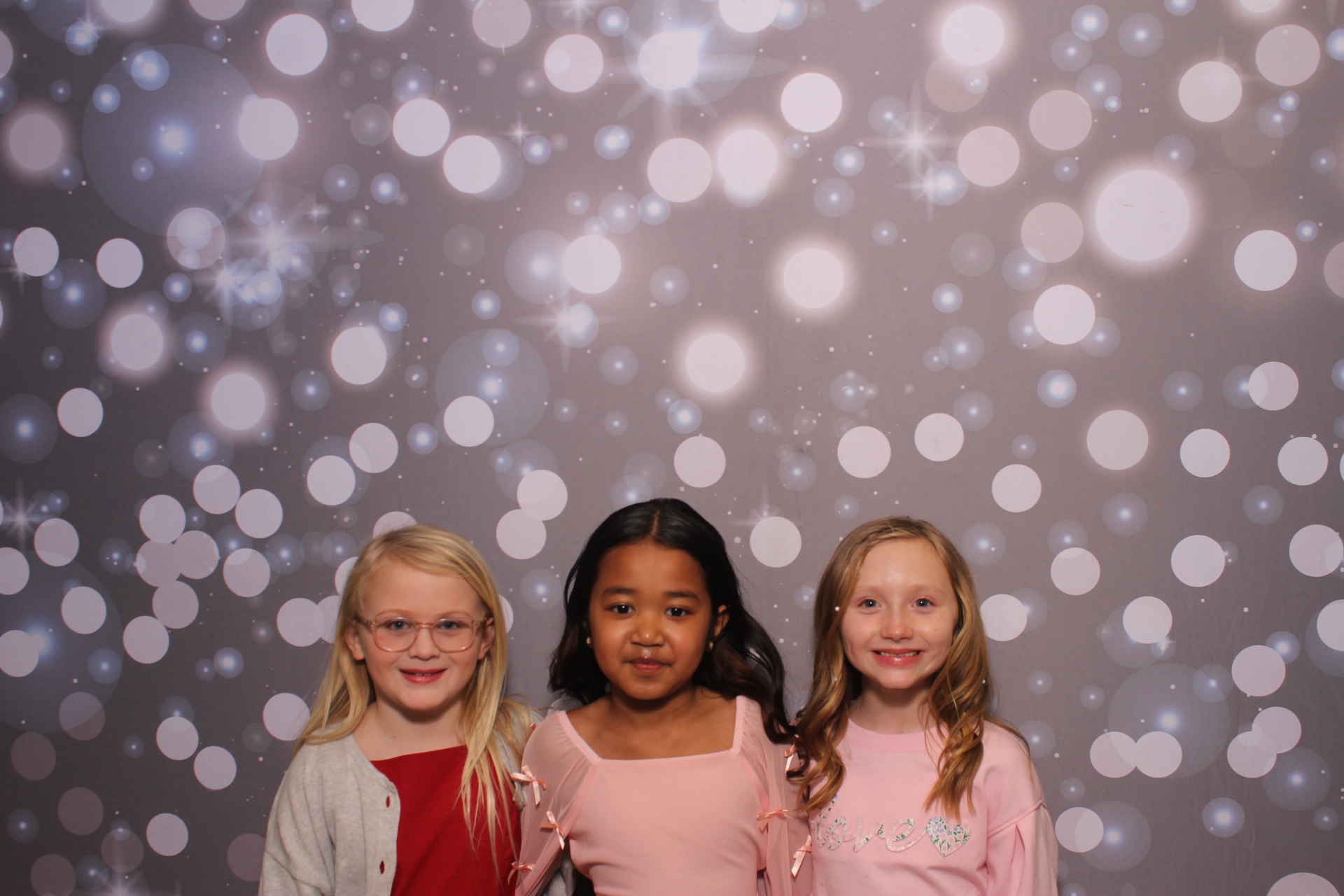 Goodridge Elem Parent Child Dance | View more photos from the event at gallery.photoboothcincy.com/u/PhotoBoothCincy/Goodridge-Elem-Parent-Child-Dance