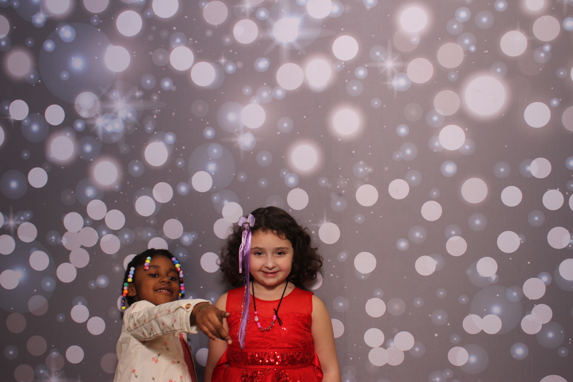 Goodridge Elem Parent Child Dance | View more photos from the event at gallery.photoboothcincy.com/u/PhotoBoothCincy/Goodridge-Elem-Parent-Child-Dance