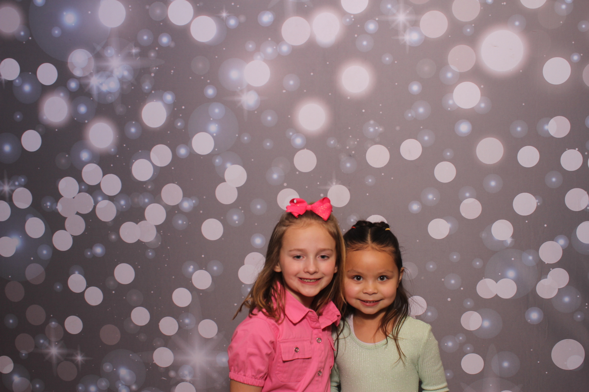 Goodridge Elem Parent Child Dance | View more photos from the event at gallery.photoboothcincy.com/u/PhotoBoothCincy/Goodridge-Elem-Parent-Child-Dance